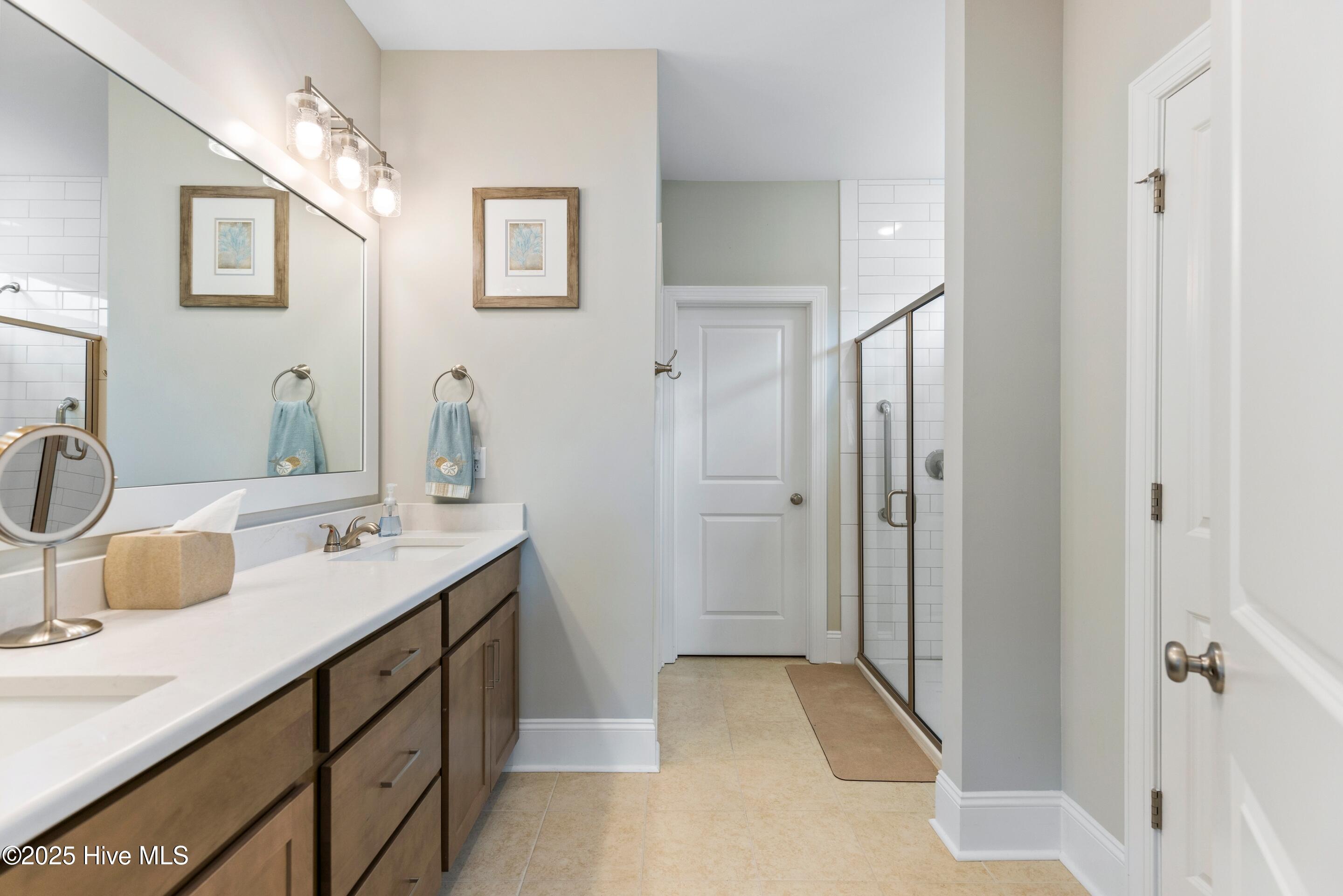 9006 Mango Bay Court Property Photo 18