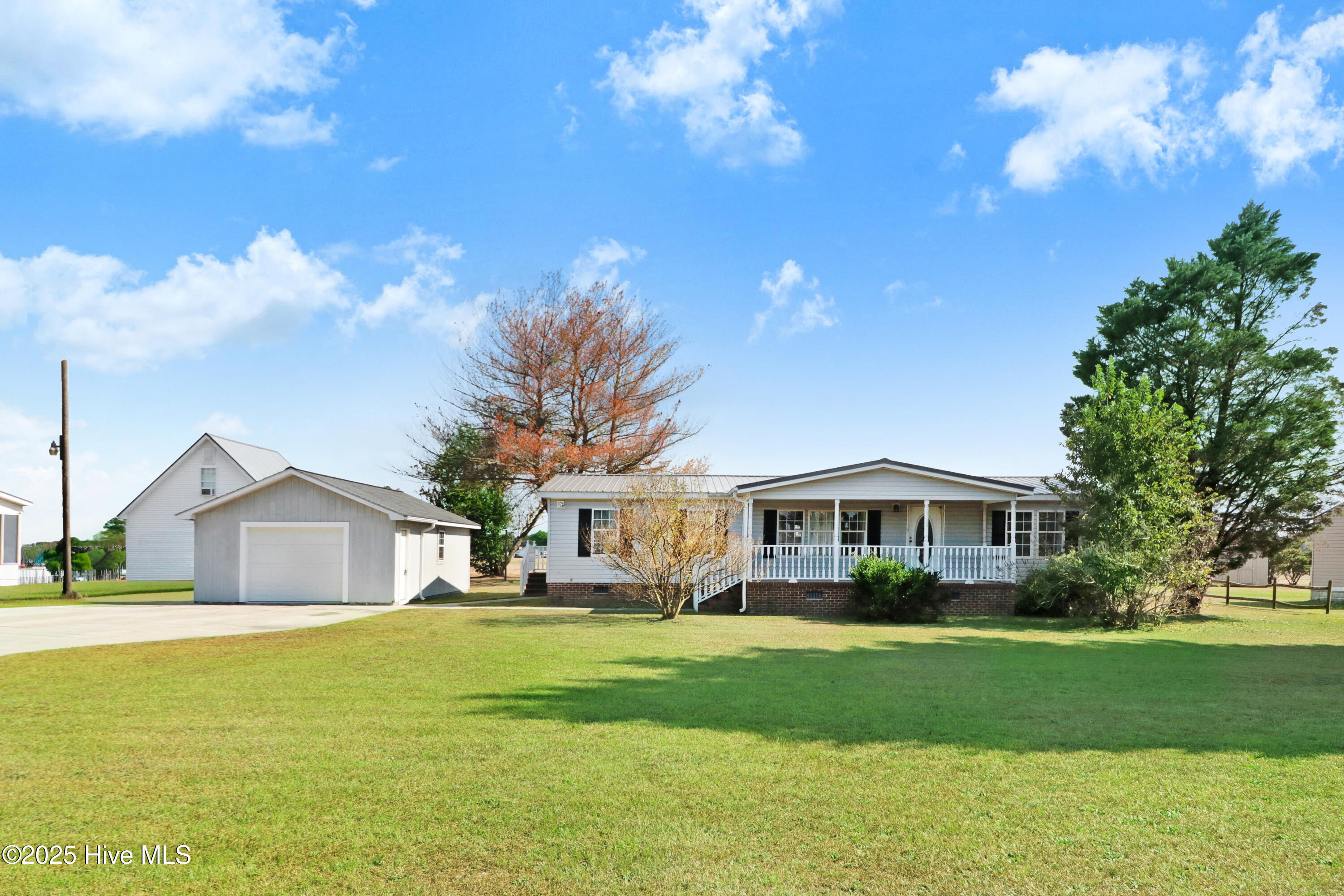 179 Beston Drive Property Photo 1