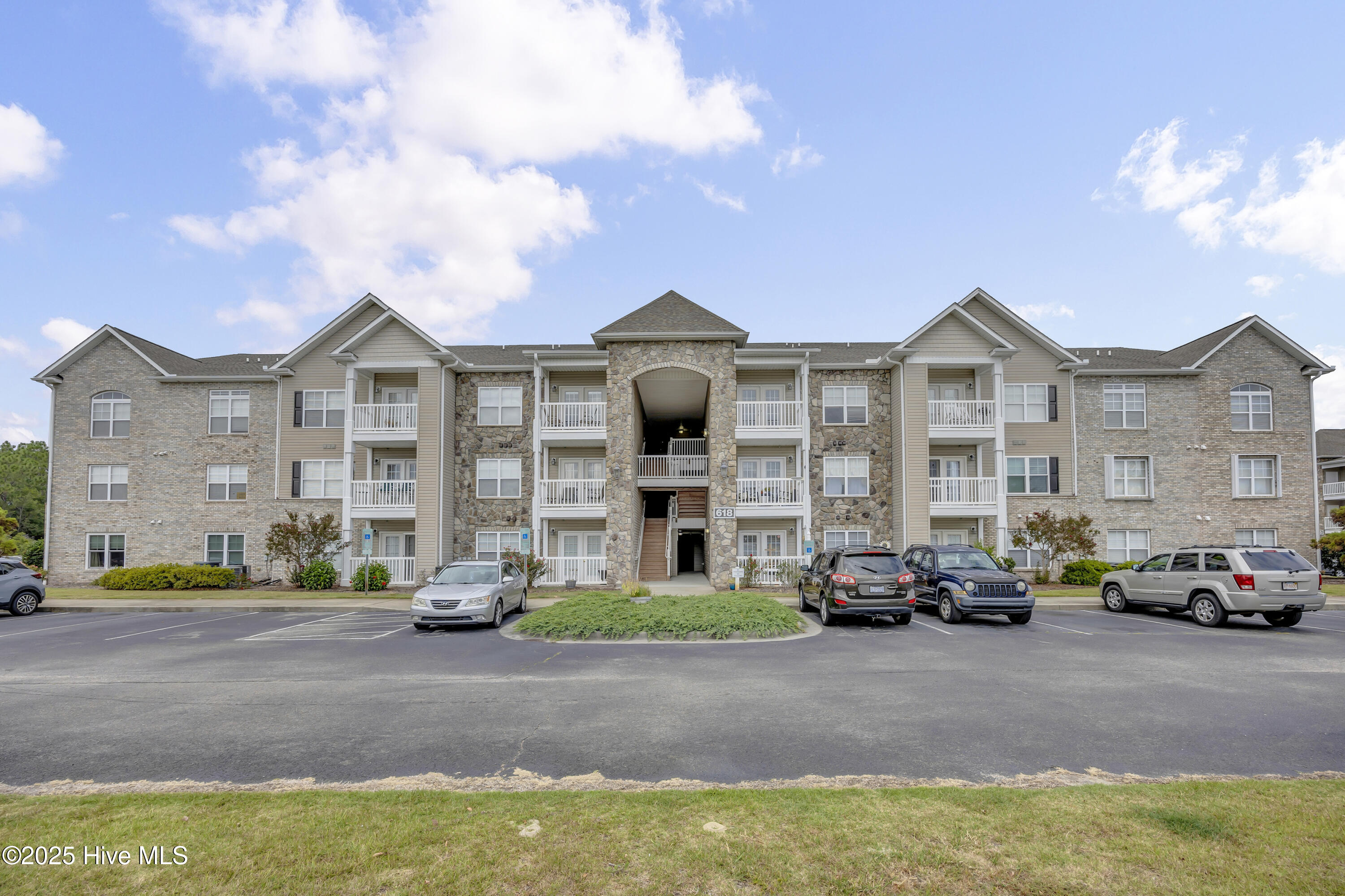 618 Condo Club Drive Unit 308