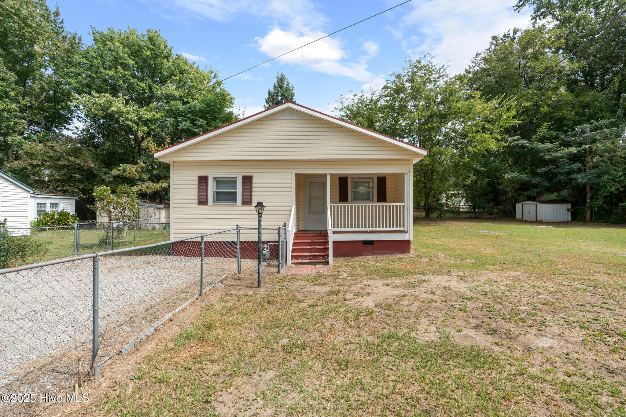 128 Watkins Avenue Property Photo 1