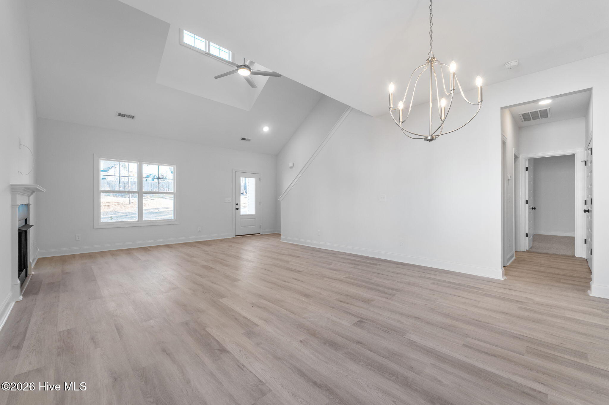 1021 Ivory Lane Property Photo 7