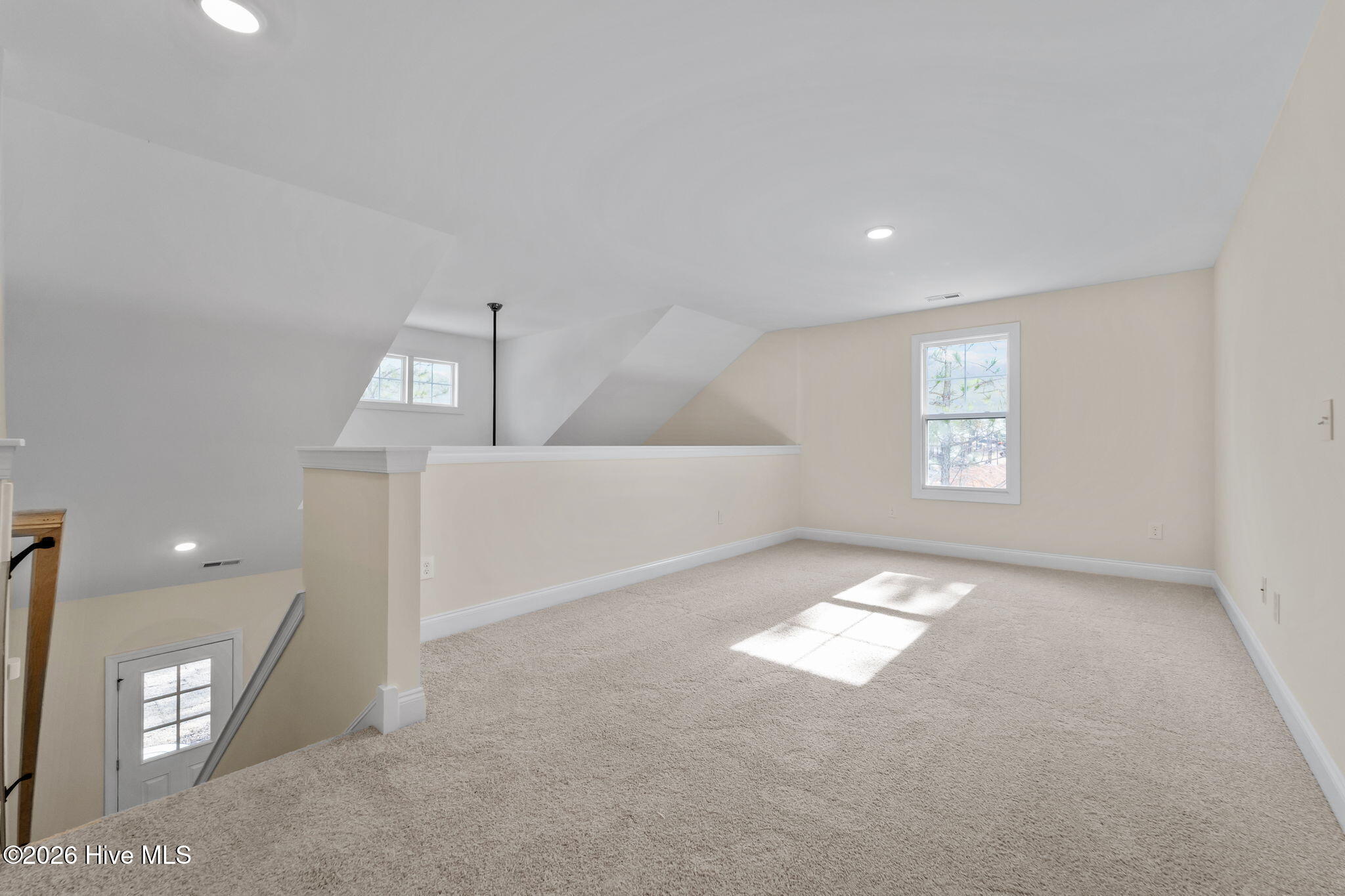 1001 Ivory Lane Property Photo 16