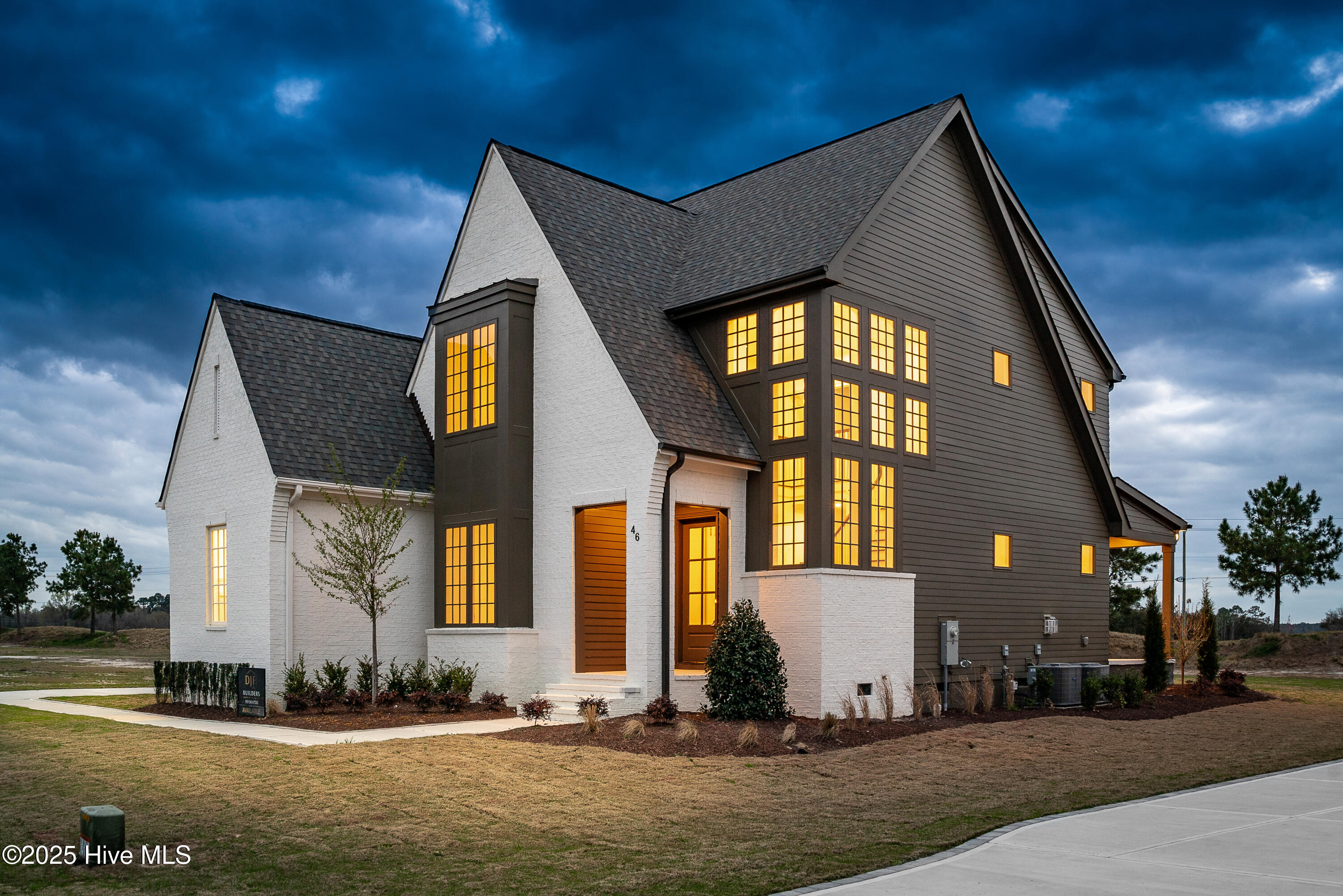 46 Pinewood Cove Property Photo 1