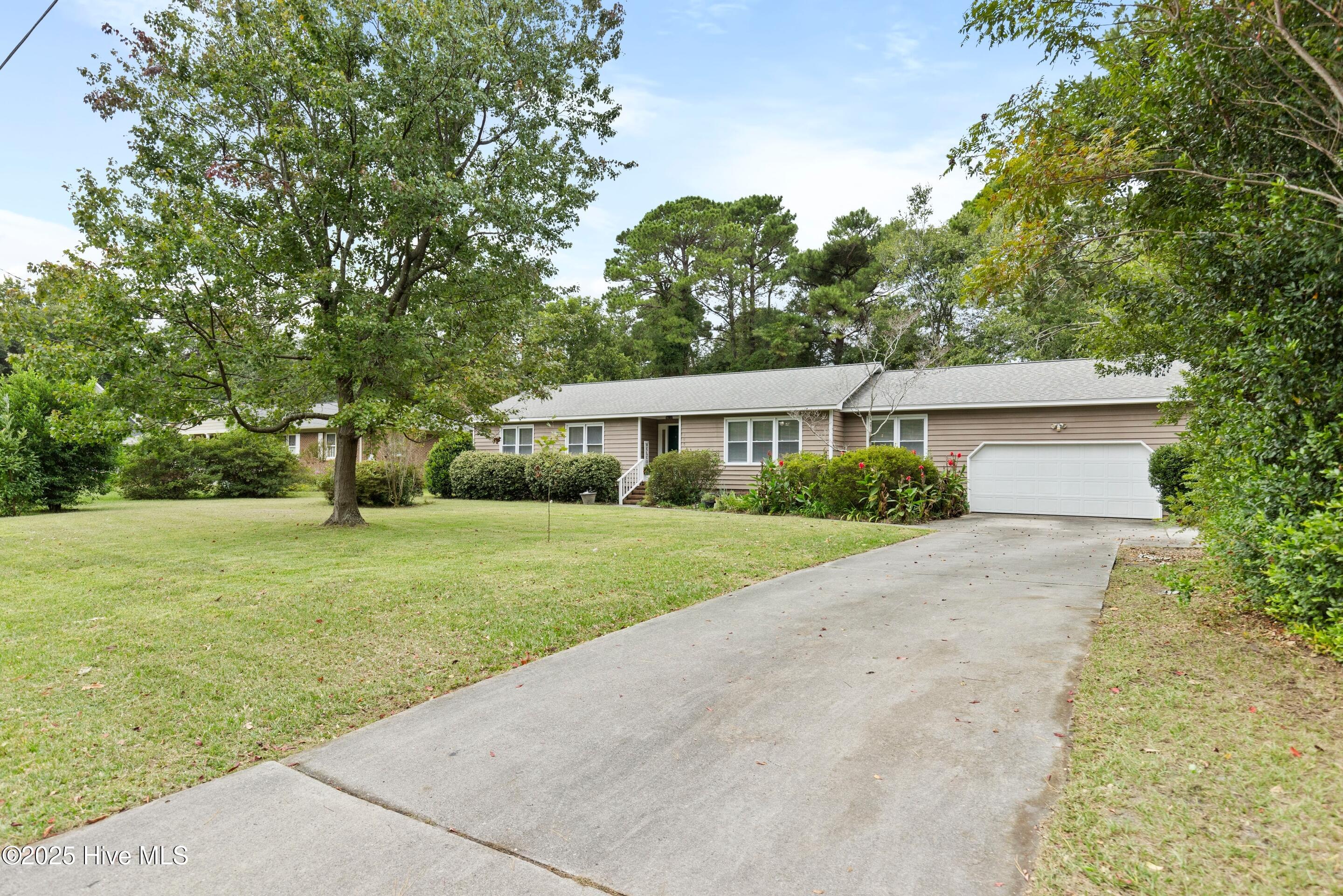 405 Brookshire Lane Property Photo 1