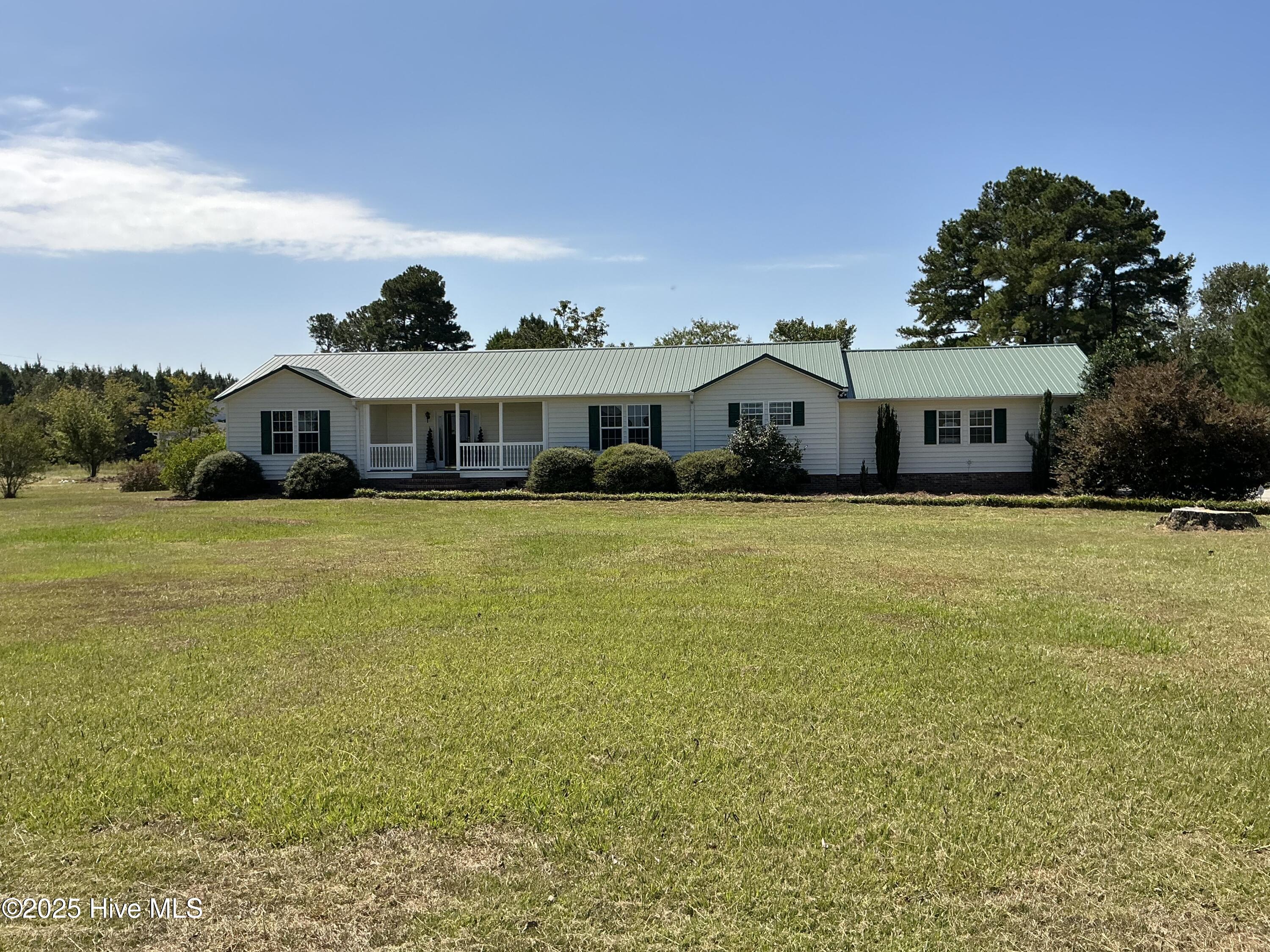 769 Guyton Road Property Photo 1