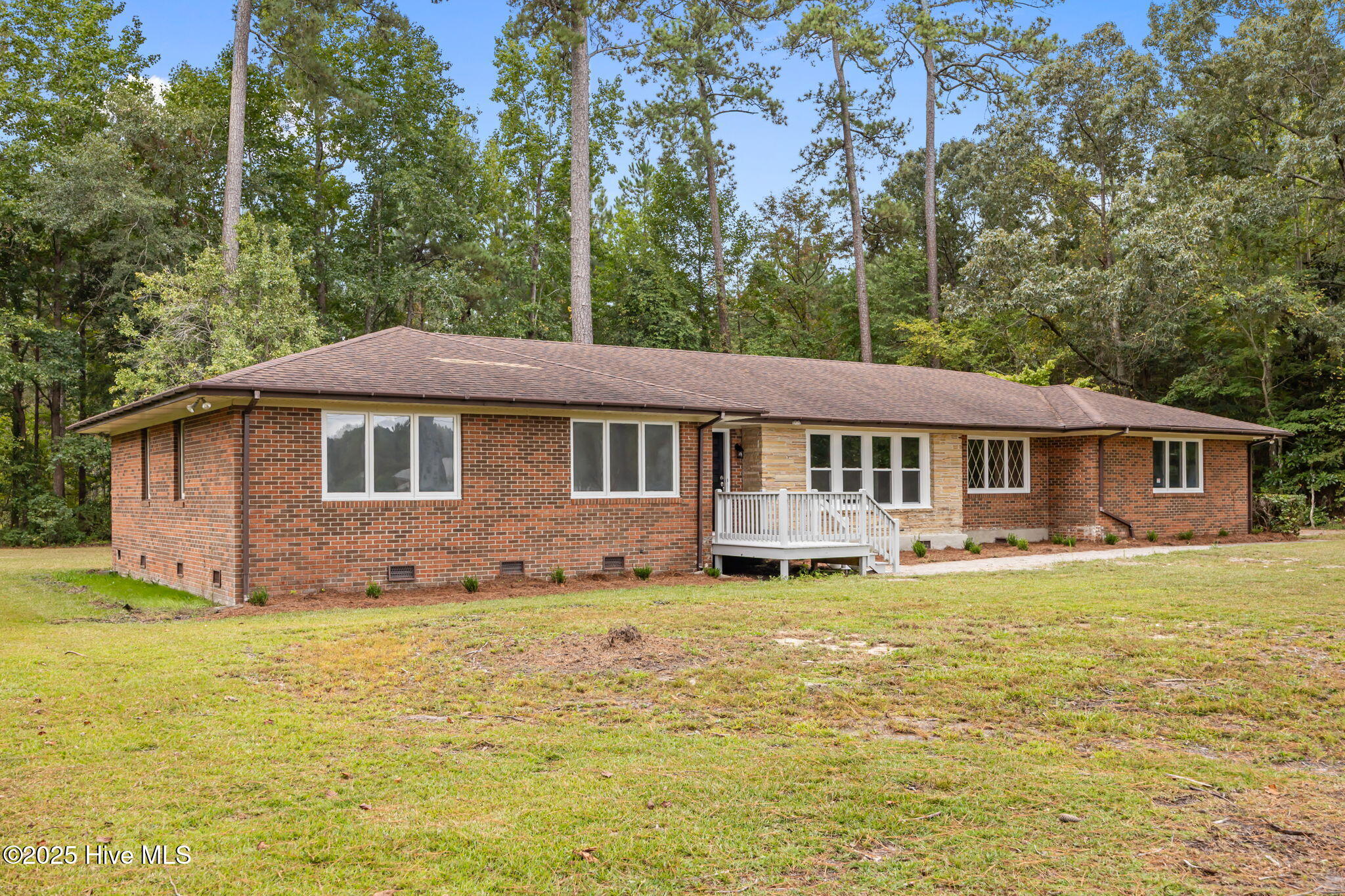 1341 Bear Trap Road Property Photo 1