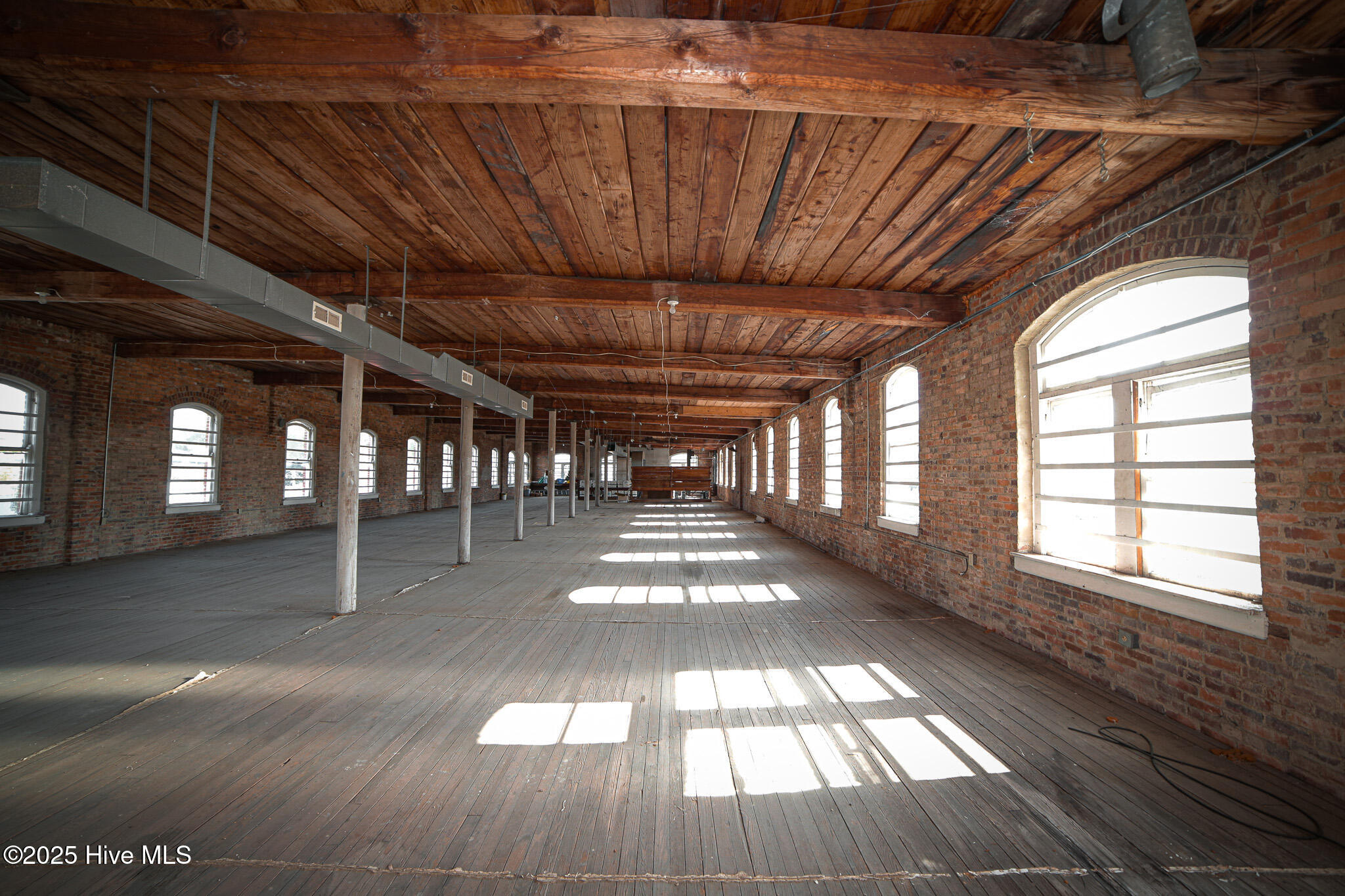 100 Railroad Street Property Photo 45