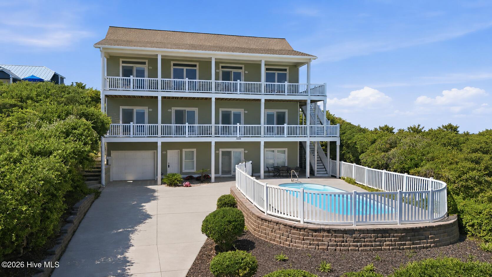 1608 Ocean Drive Property Photo 1