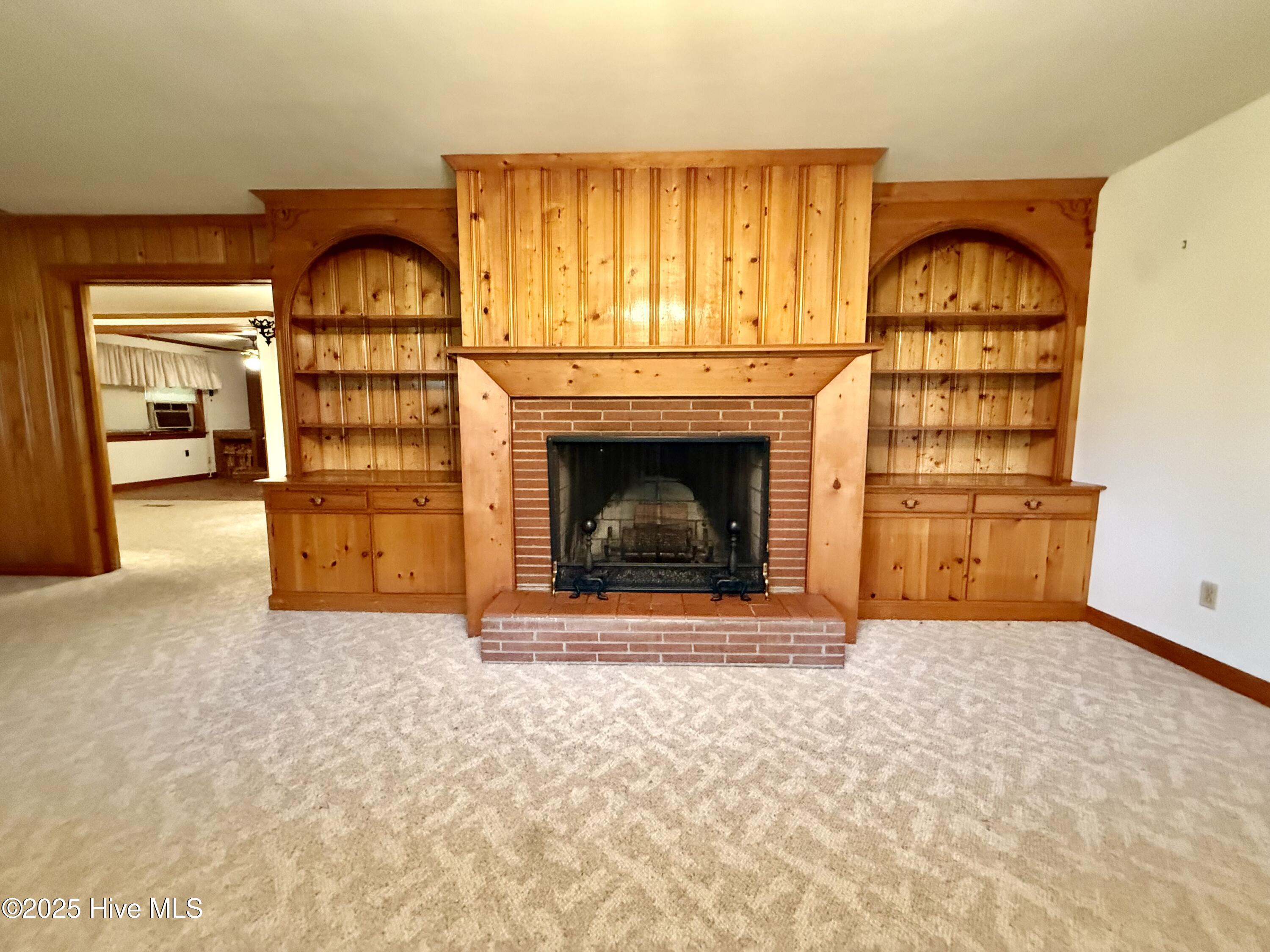 102 Long Ridge Road Property Photo 4