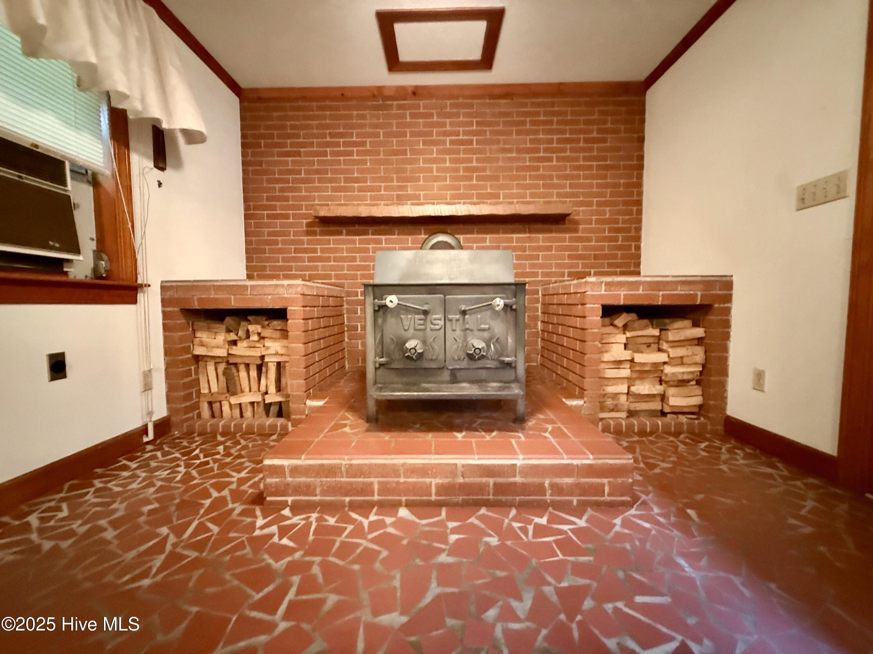 102 Long Ridge Road Property Photo 8