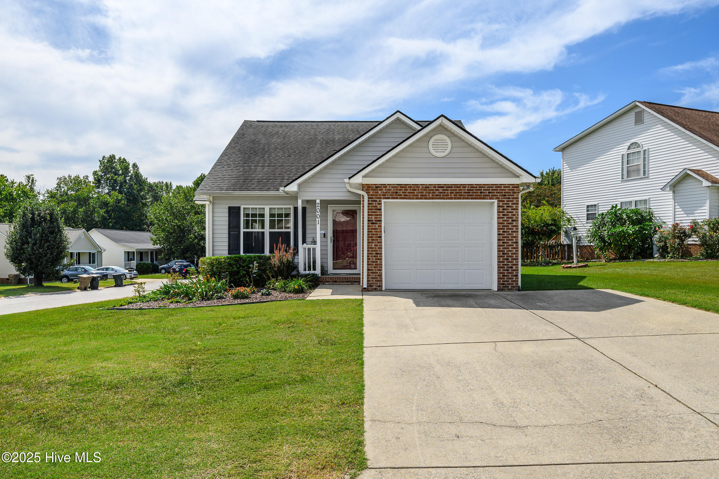 2001 Mckinnon Drive Property Photo 1