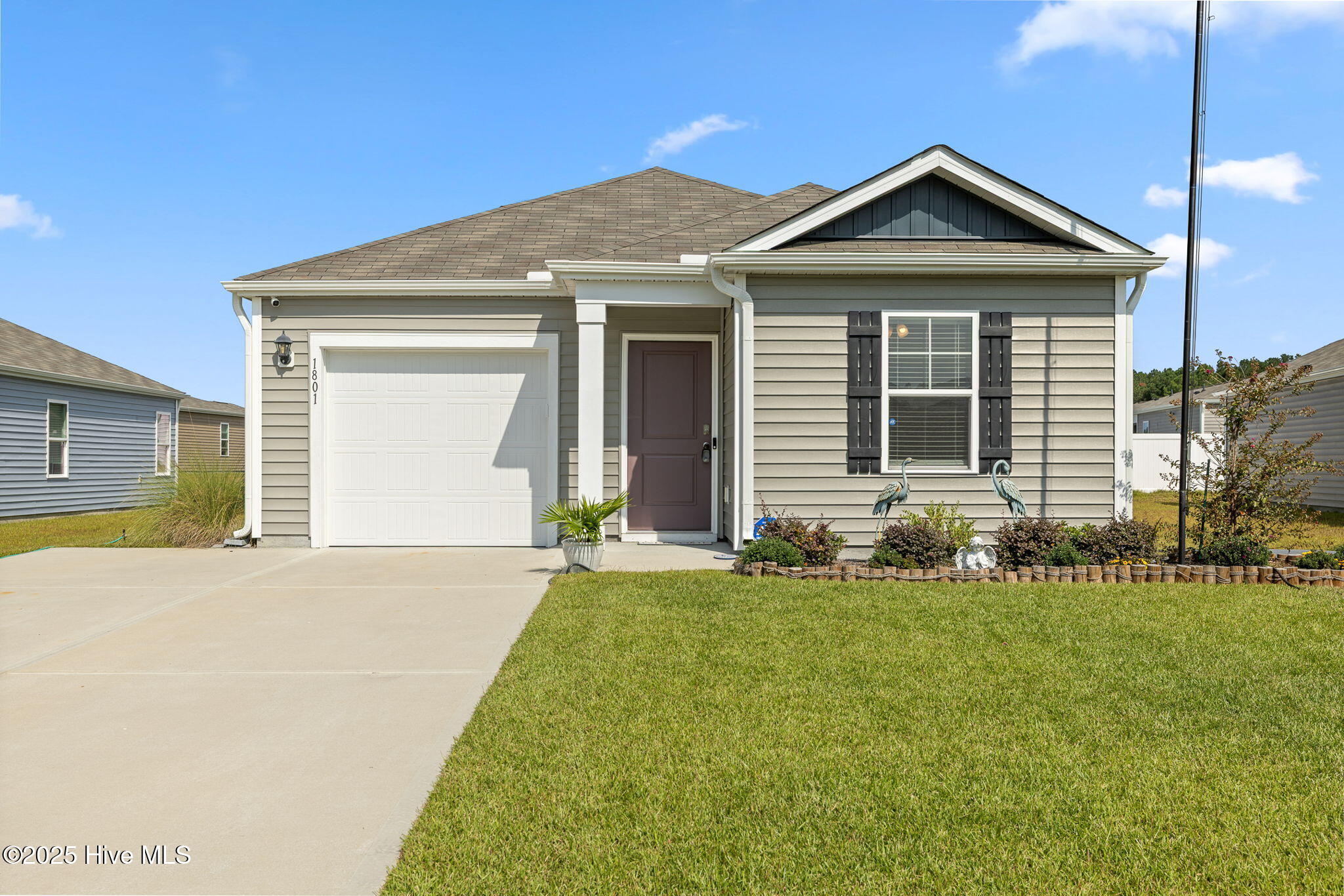 1801 Willowtree Court Se Property Photo 1