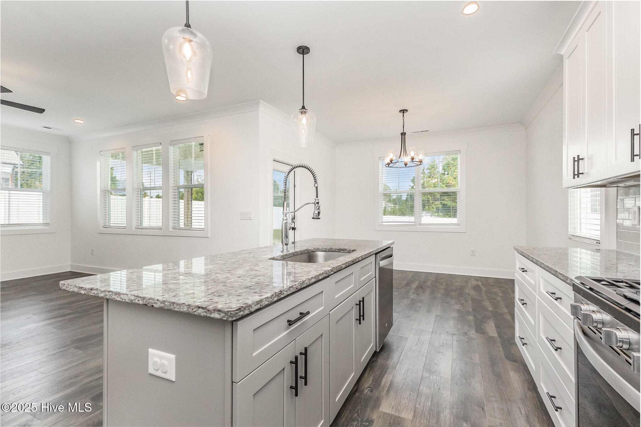 51 Buckstone Place Property Photo 25