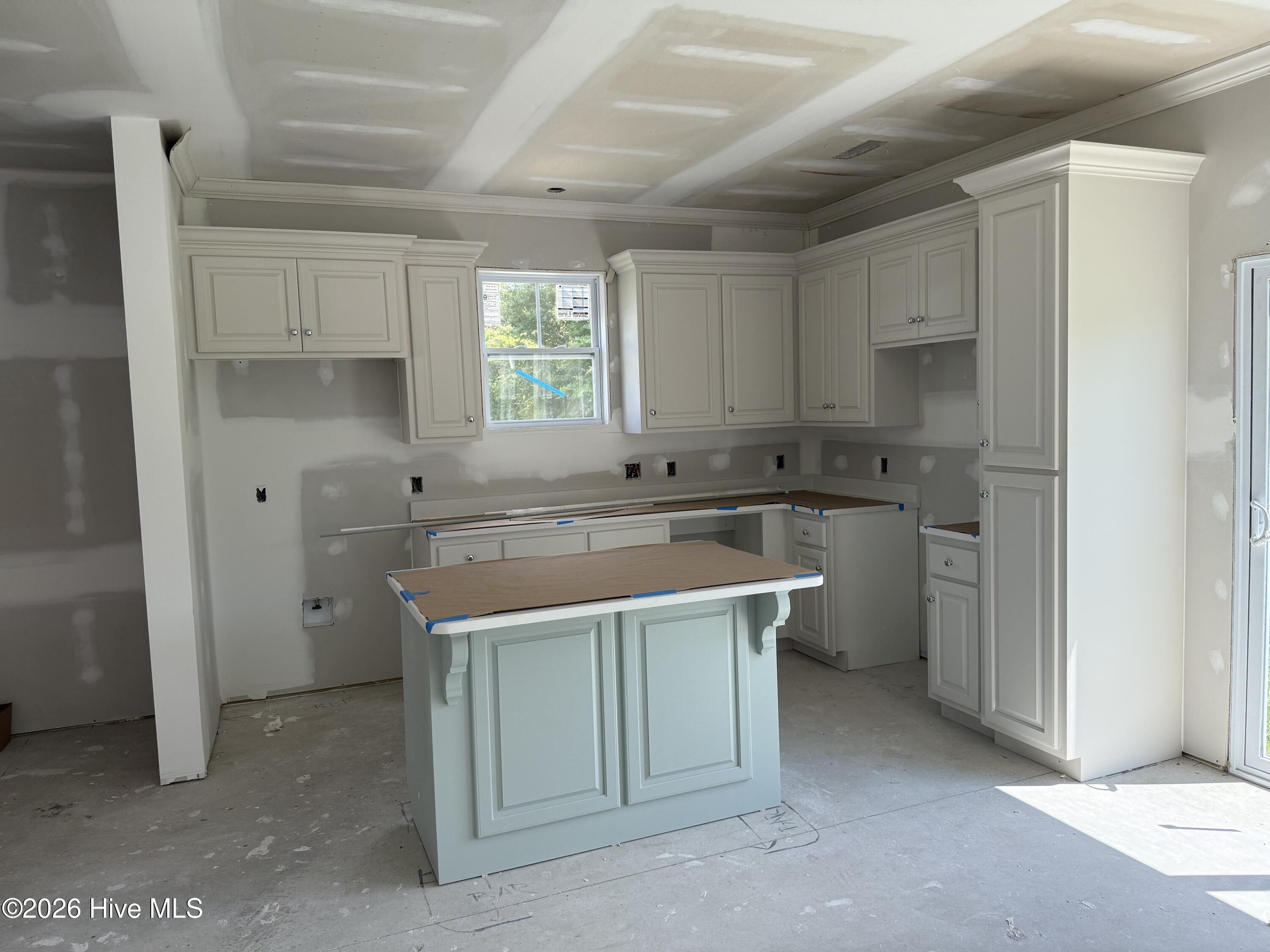 694 Pope Street Property Photo 5