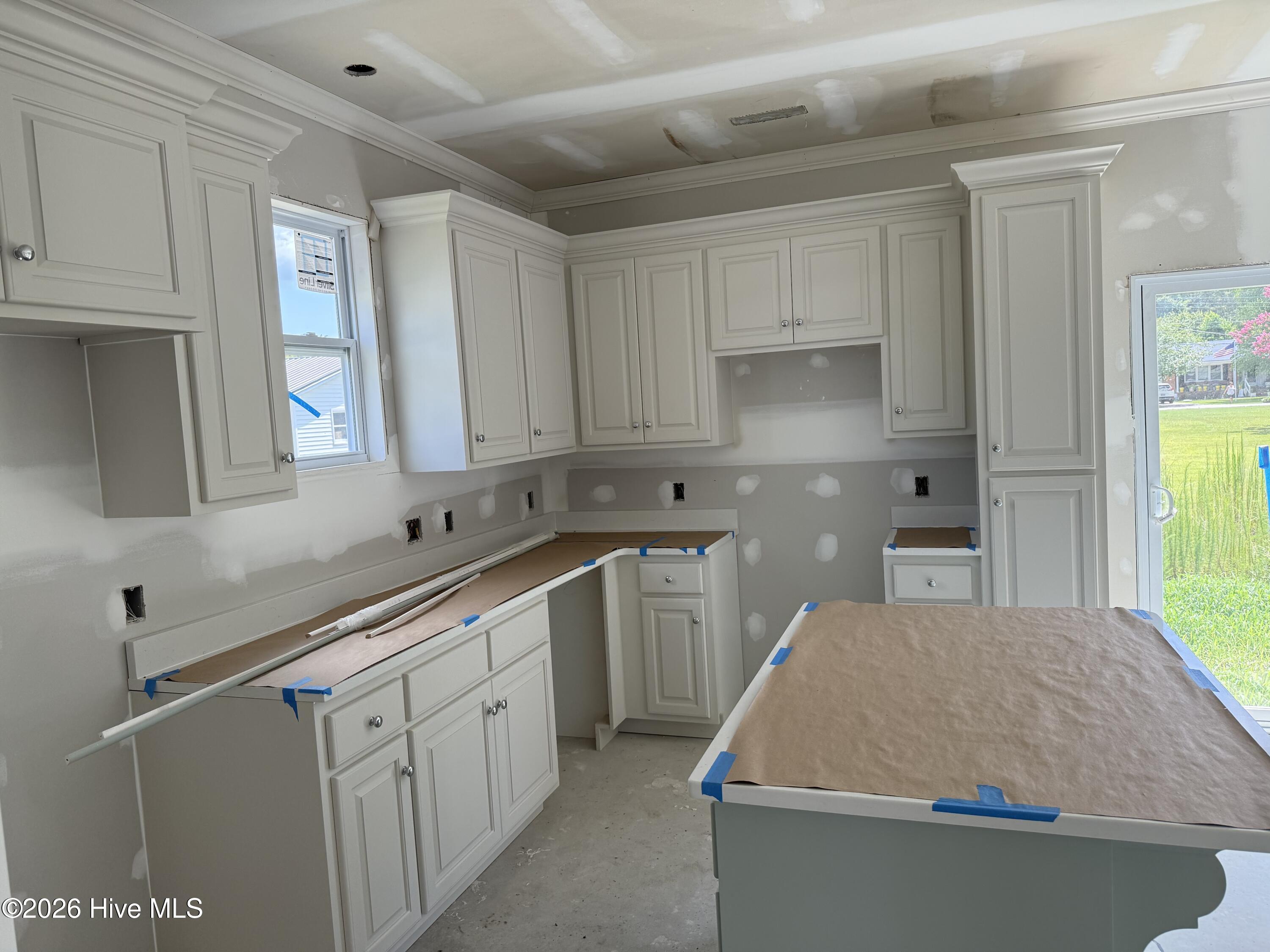 694 Pope Street Property Photo 6