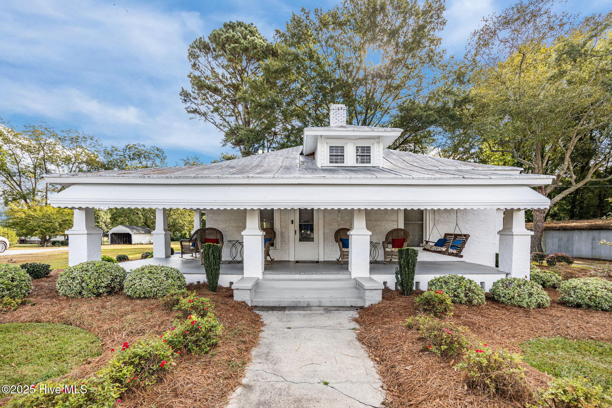 202 N Main Street Property Photo 1