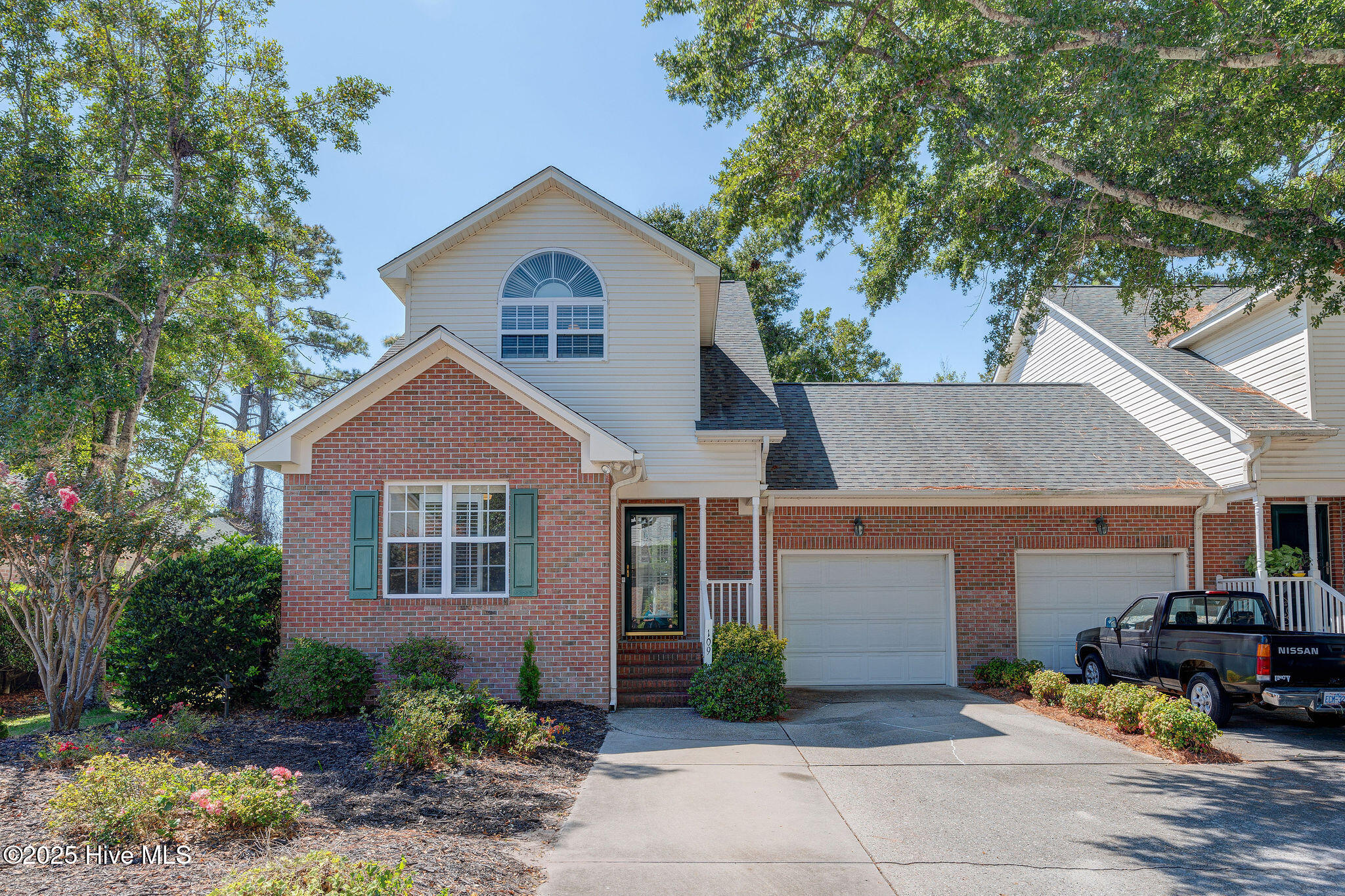 109 Lighthouse Drive Property Photo 1