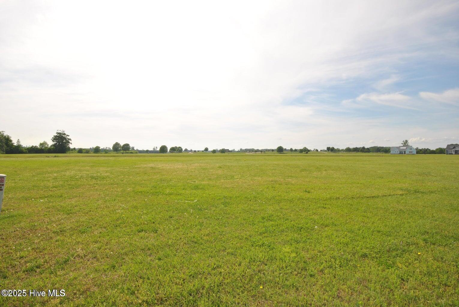 202 Majestic Circle Property Photo 2