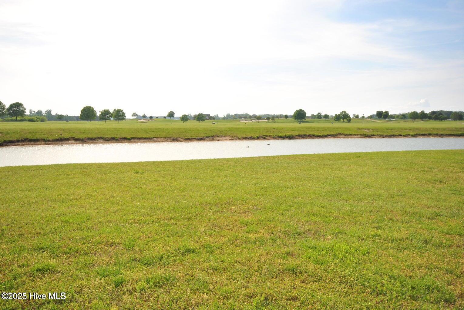 202 Majestic Circle Property Photo 5