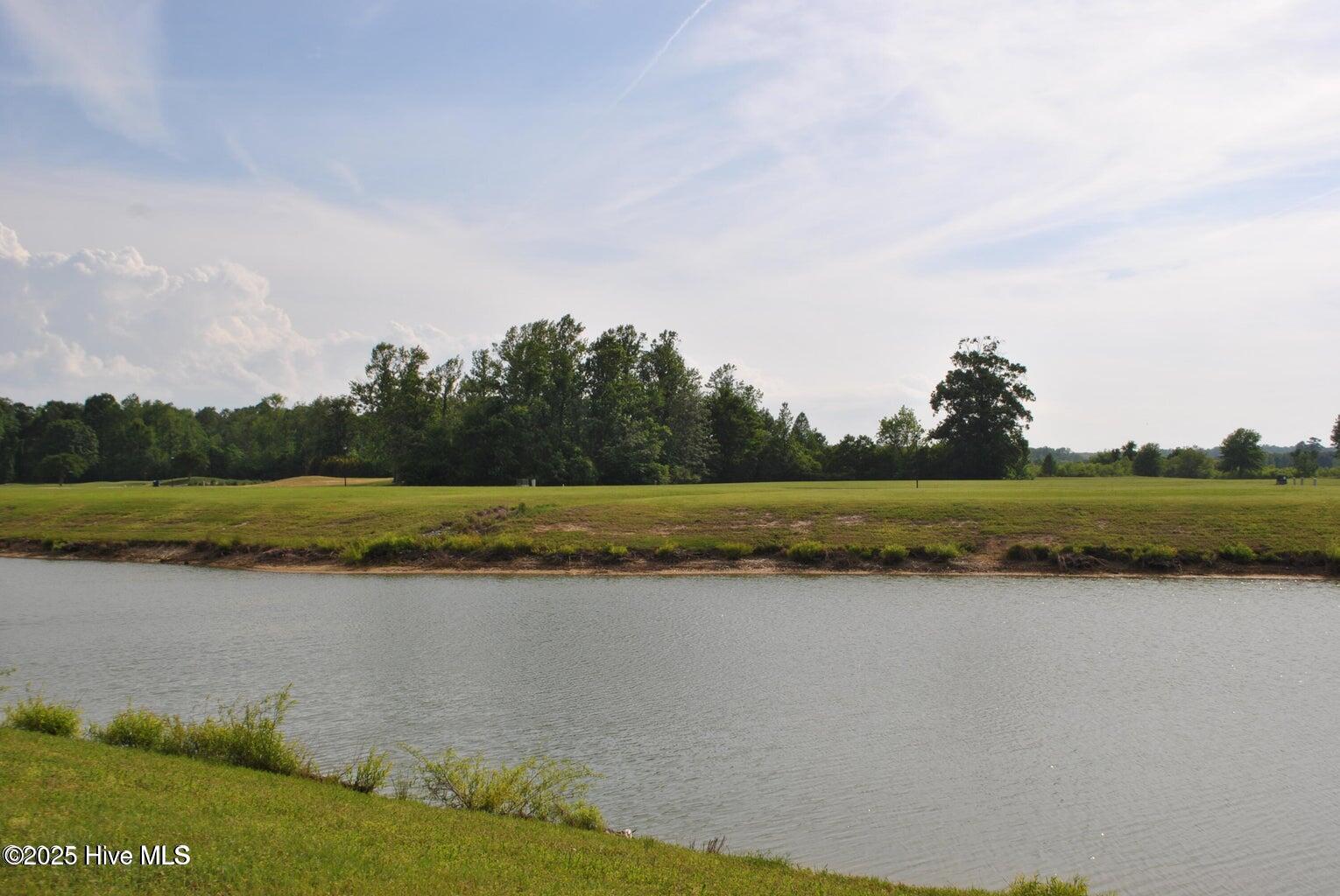 202 Majestic Circle Property Photo 8