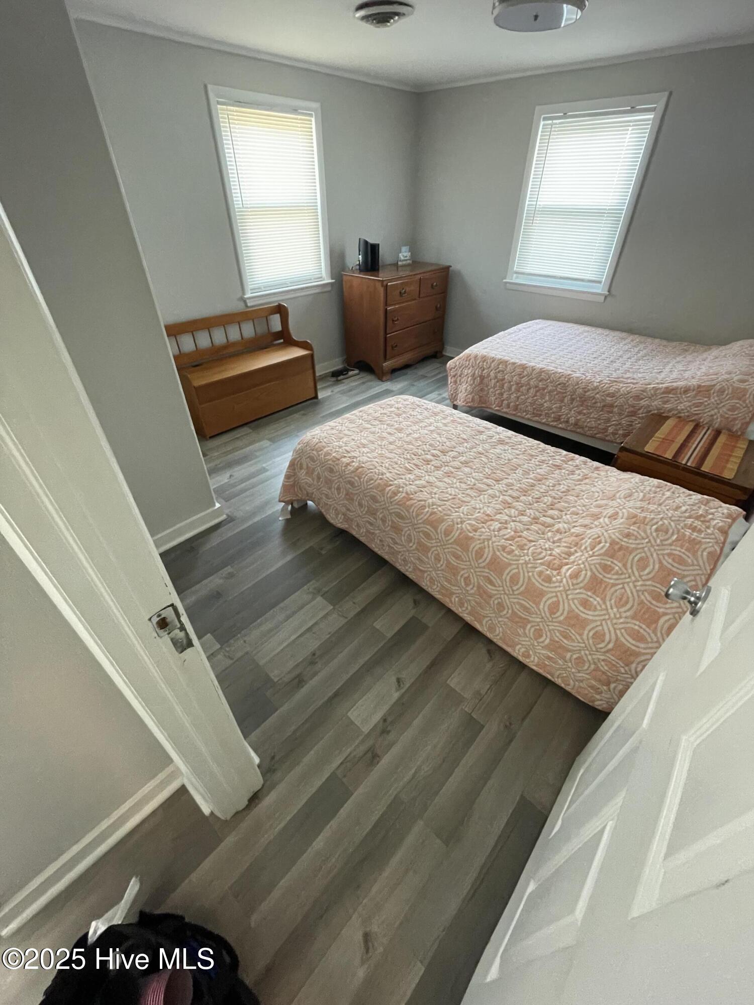 105 W Avalon Drive Property Photo 10