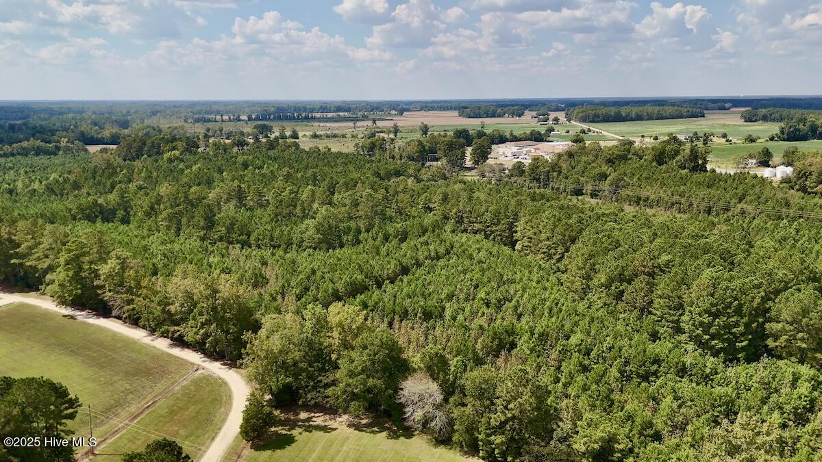 00 7th Street Property Photo 2