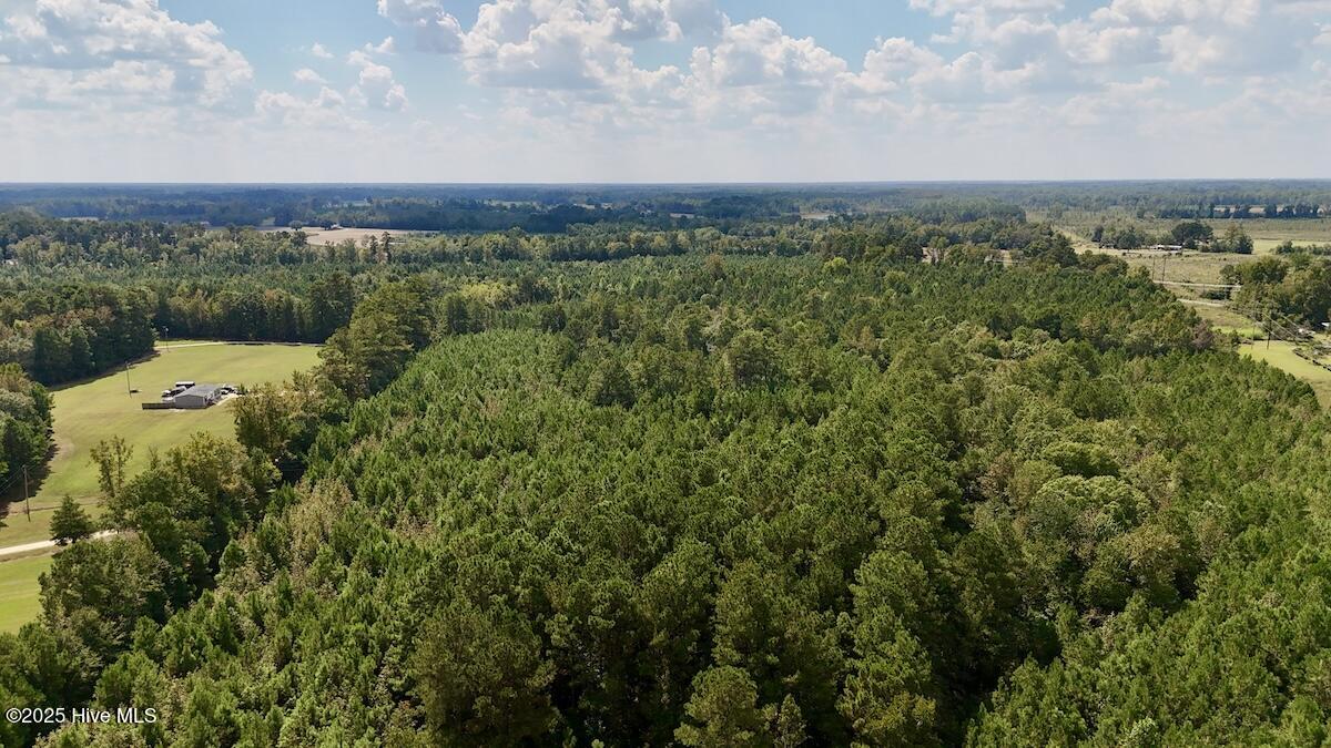 00 7th Street Property Photo 4