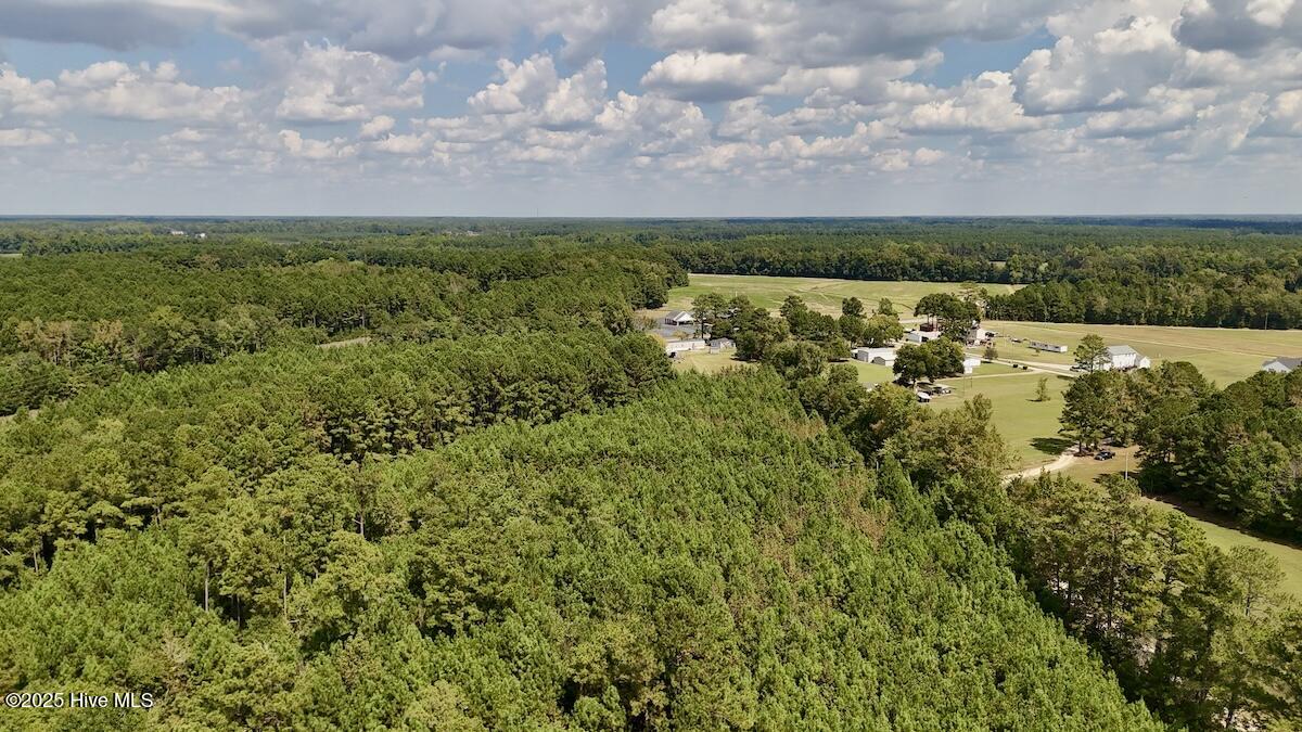 00 7th Street Property Photo 9