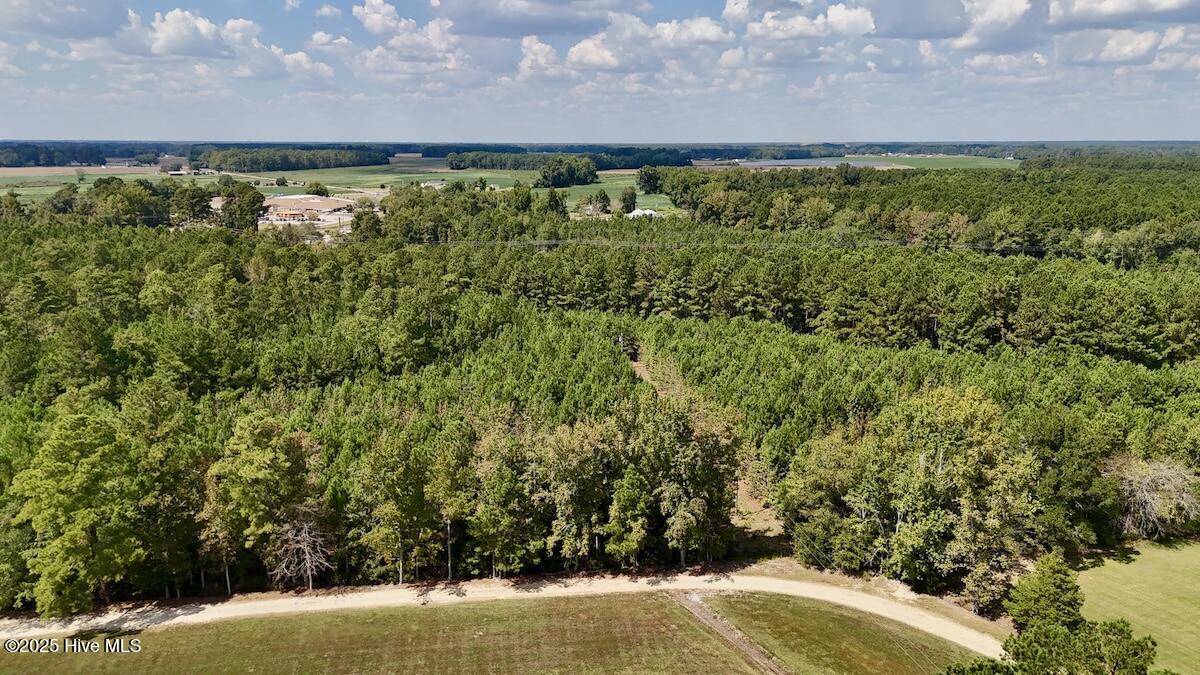 00 7th Street Property Photo 12