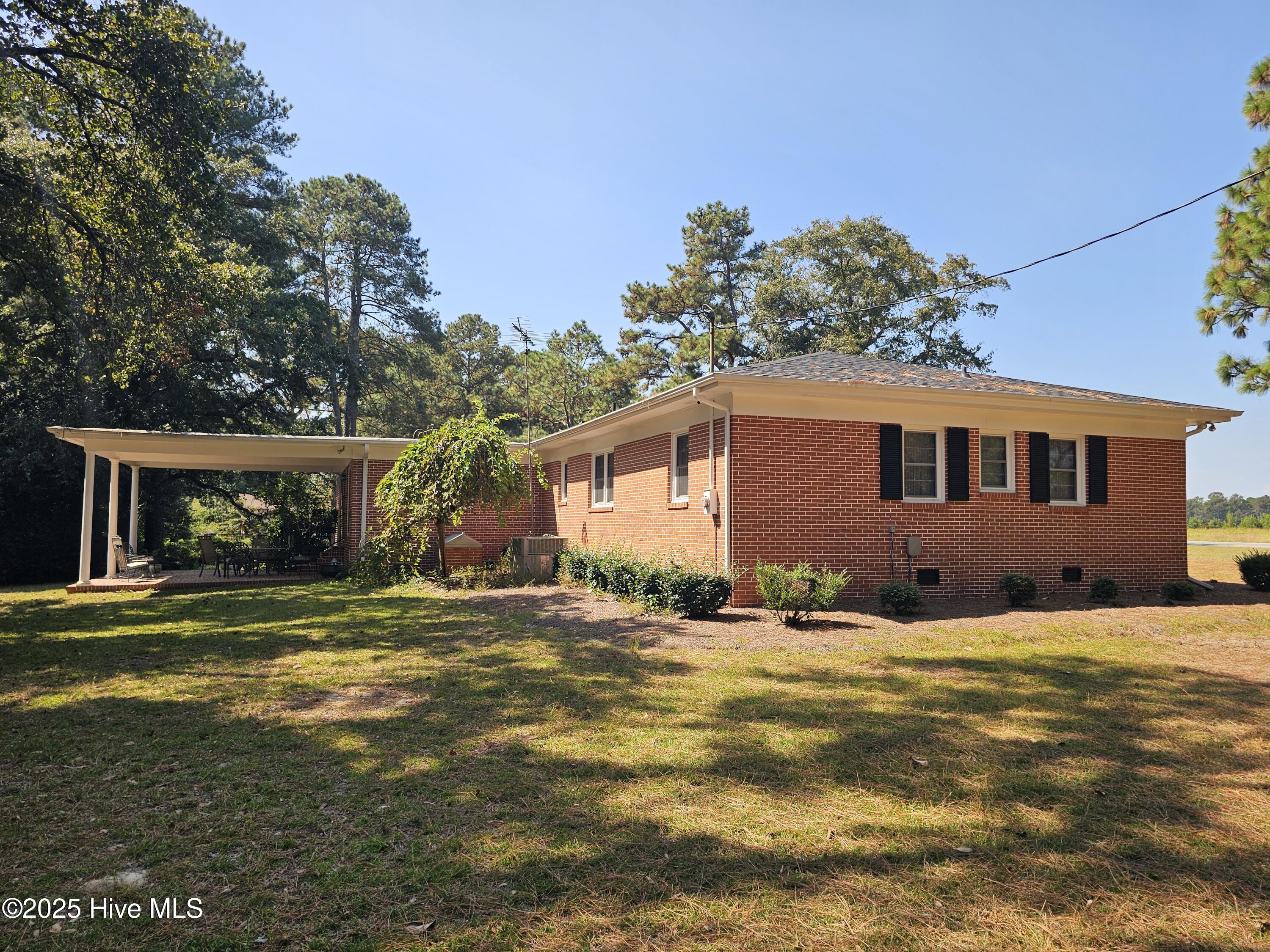 9506 Dunn Road Property Photo 6