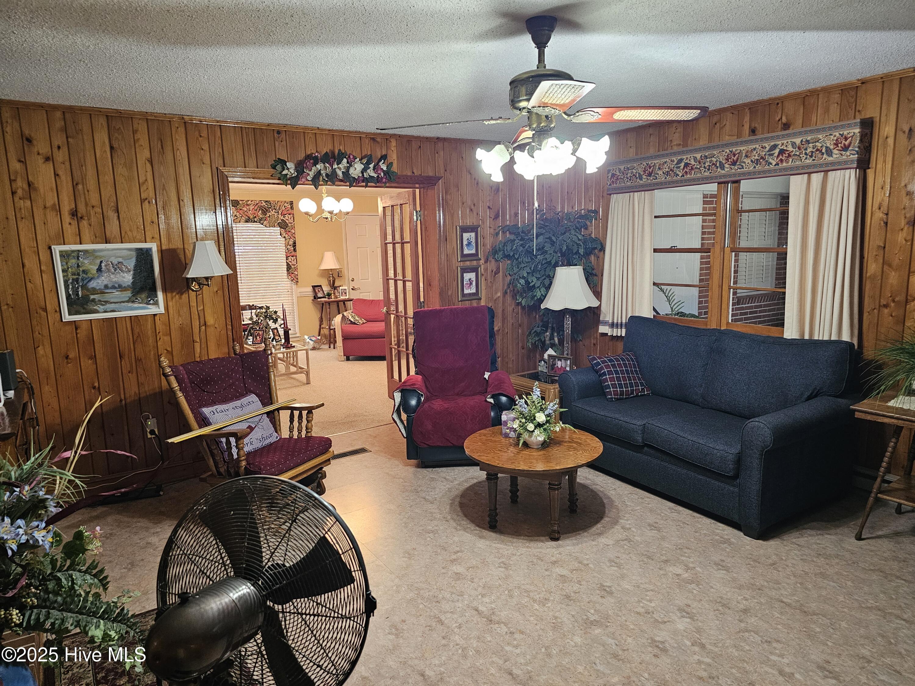 9506 Dunn Road Property Photo 10