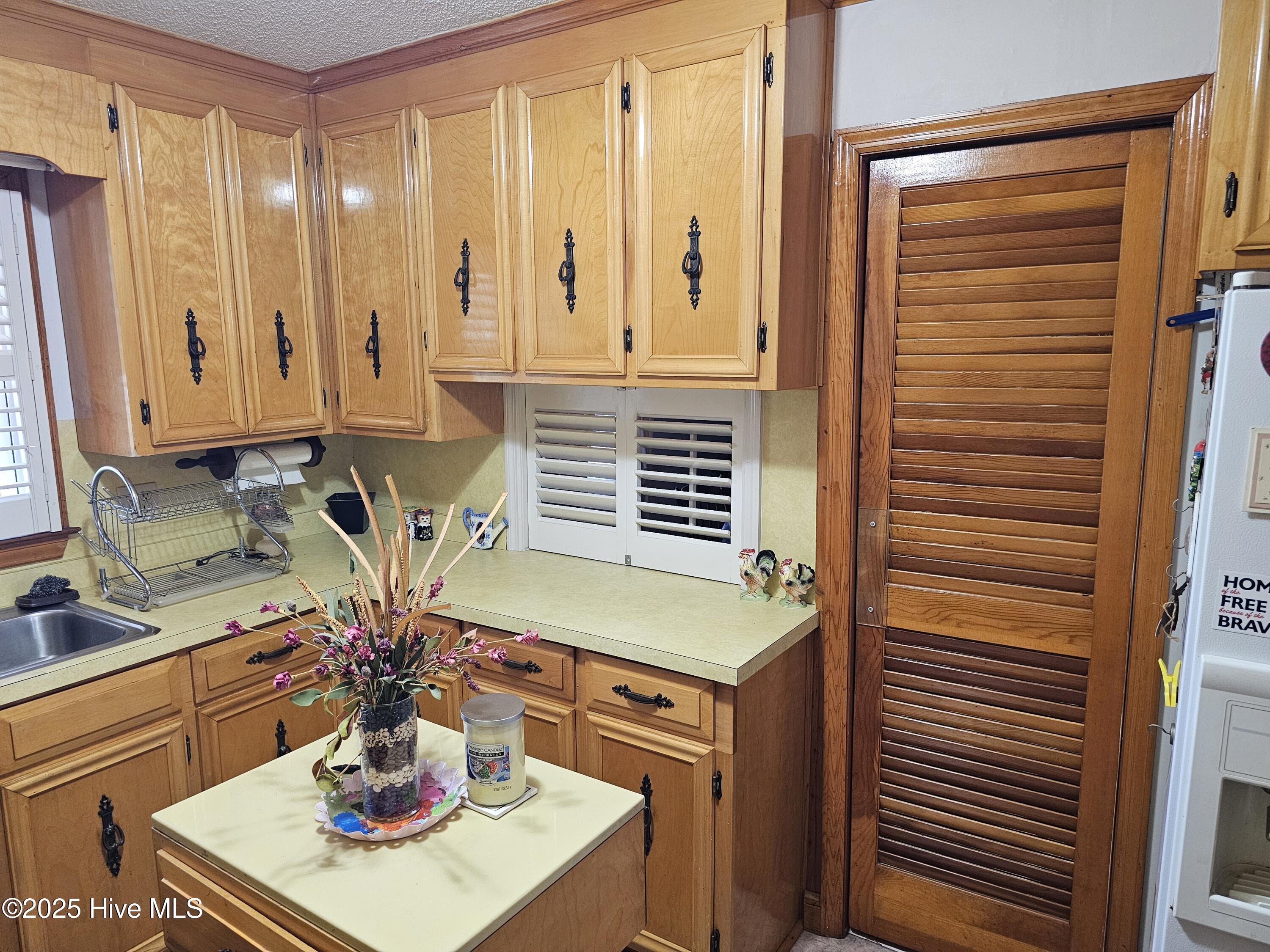 9506 Dunn Road Property Photo 23