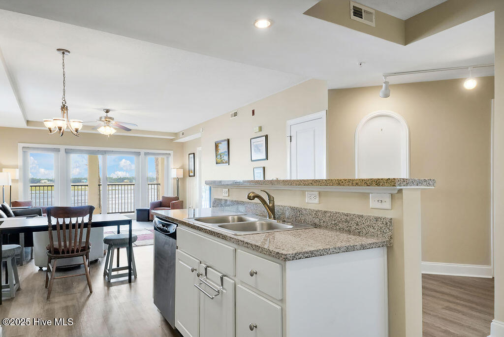 2100 Marsh Grove Lane Unit 2304 Property Photo 16