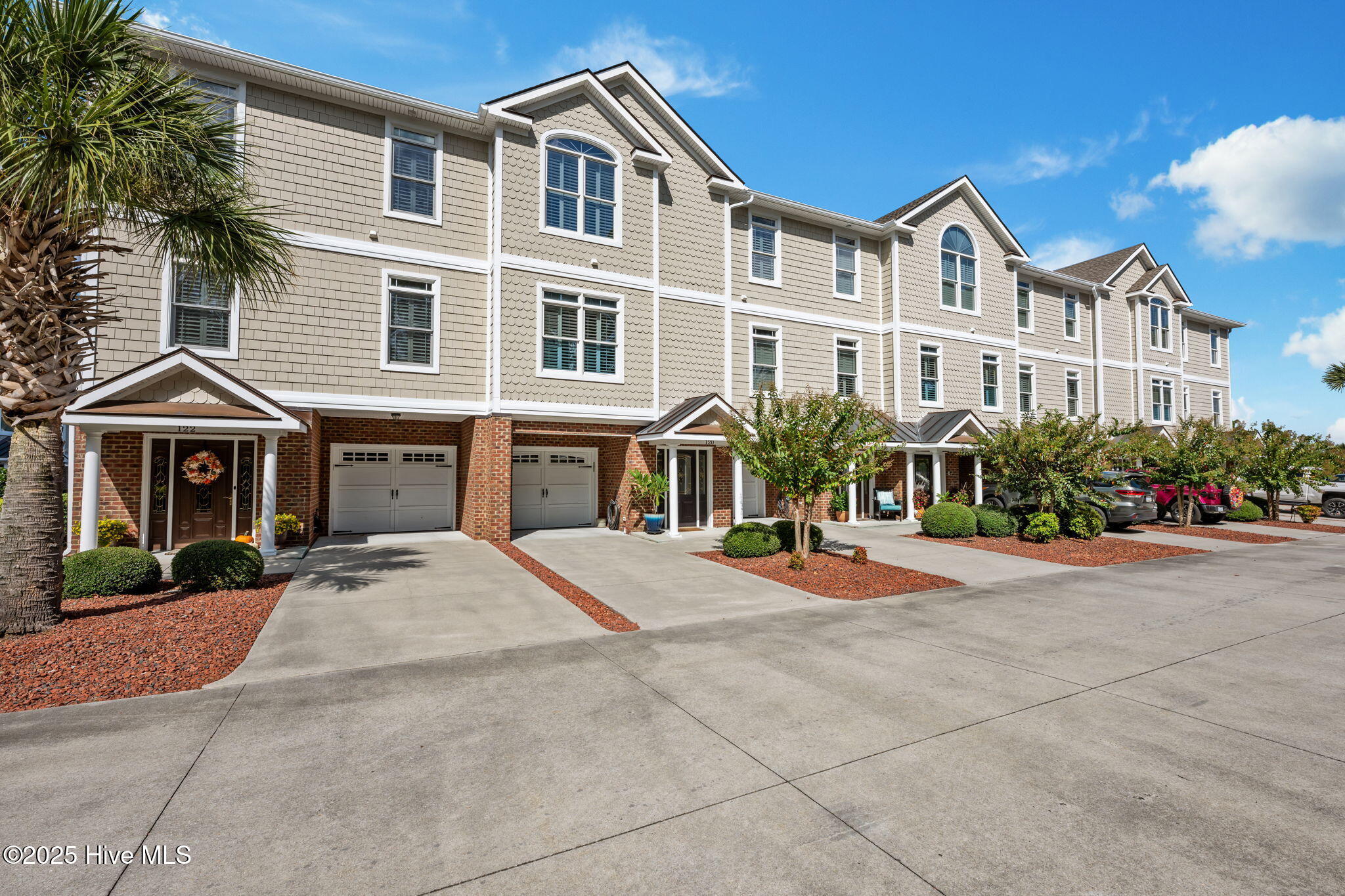 120 Dylan Lane Property Photo 1