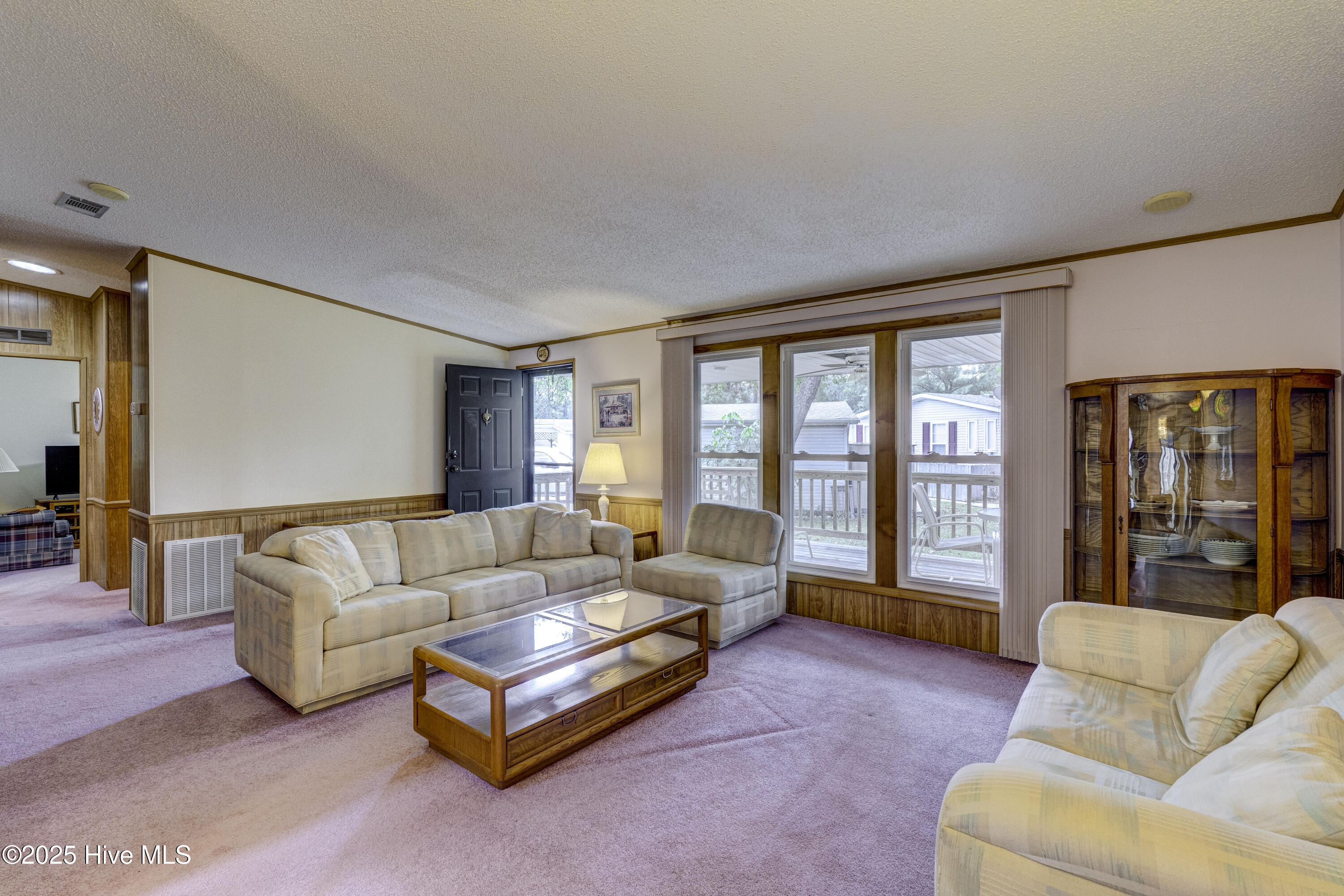 609 Outrigger Court Property Photo 3
