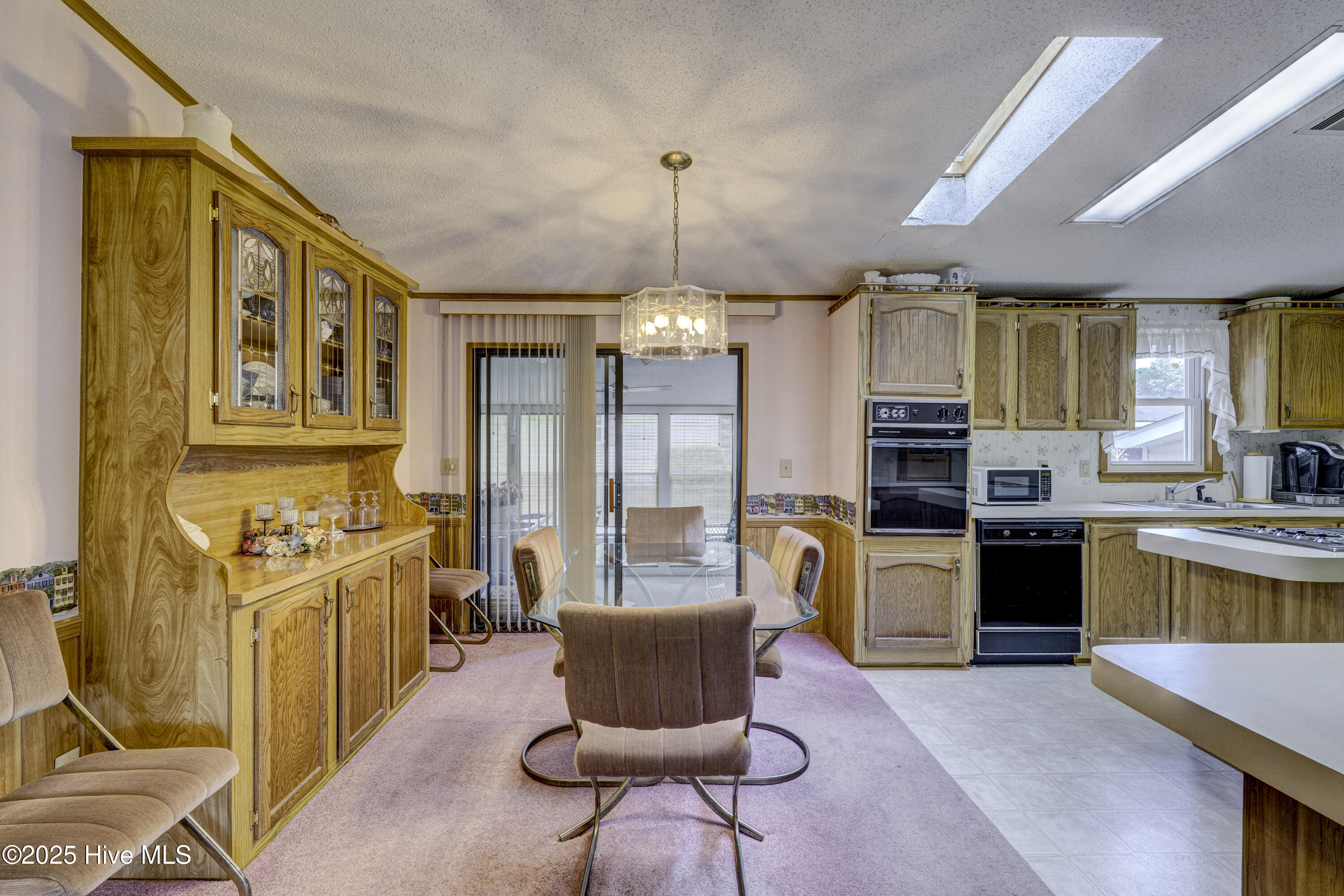609 Outrigger Court Property Photo 10