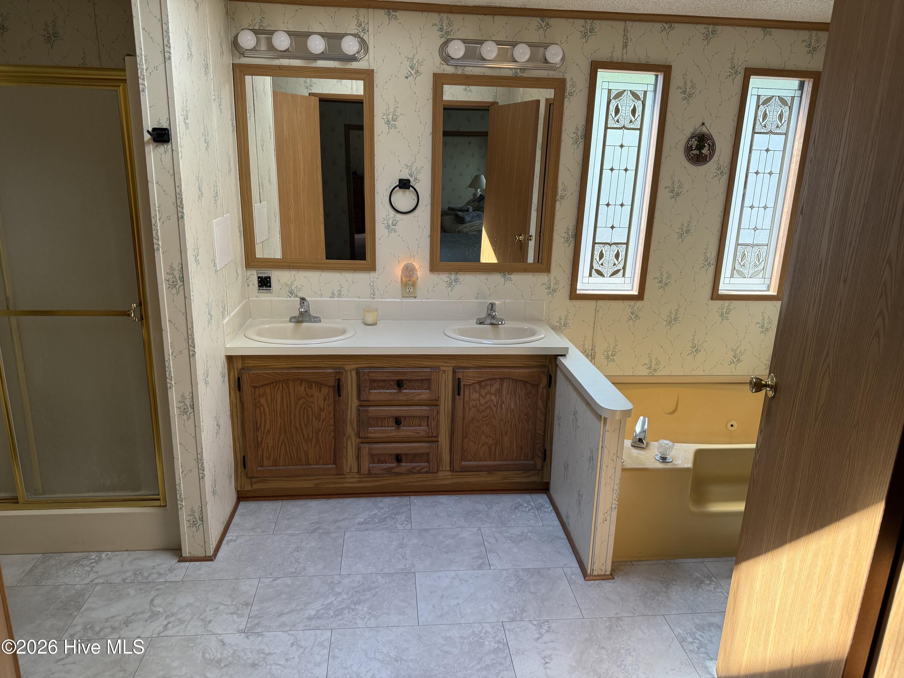 609 Outrigger Court Property Photo 17