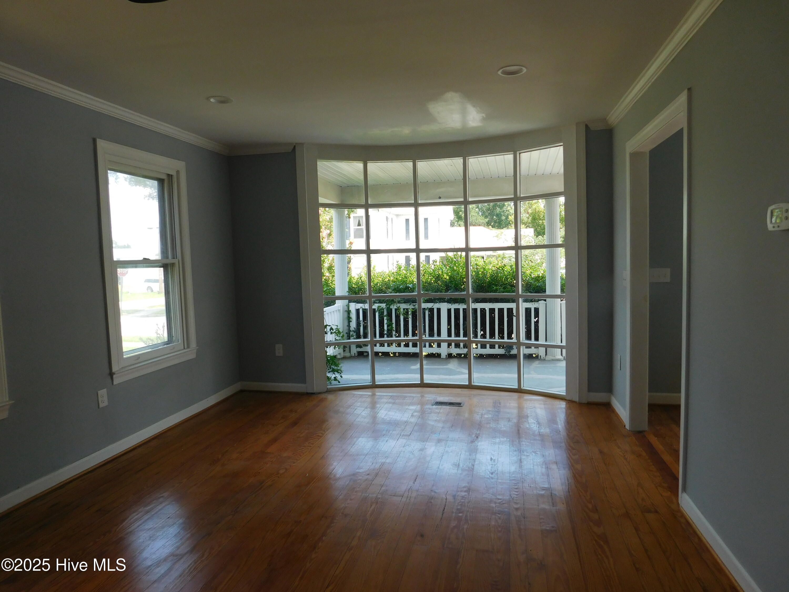 304 Avenue A Property Photo 5