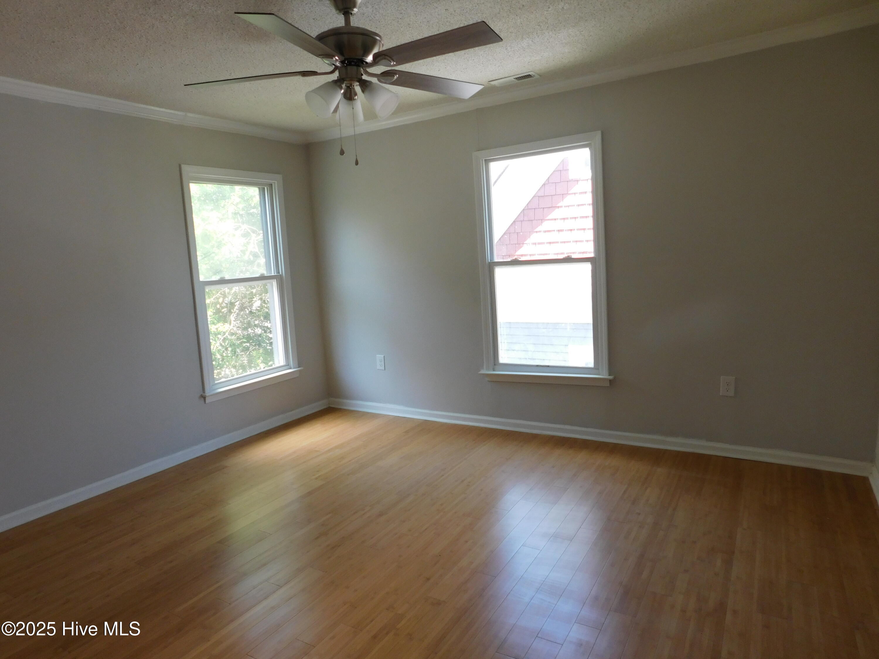 304 Avenue A Property Photo 20