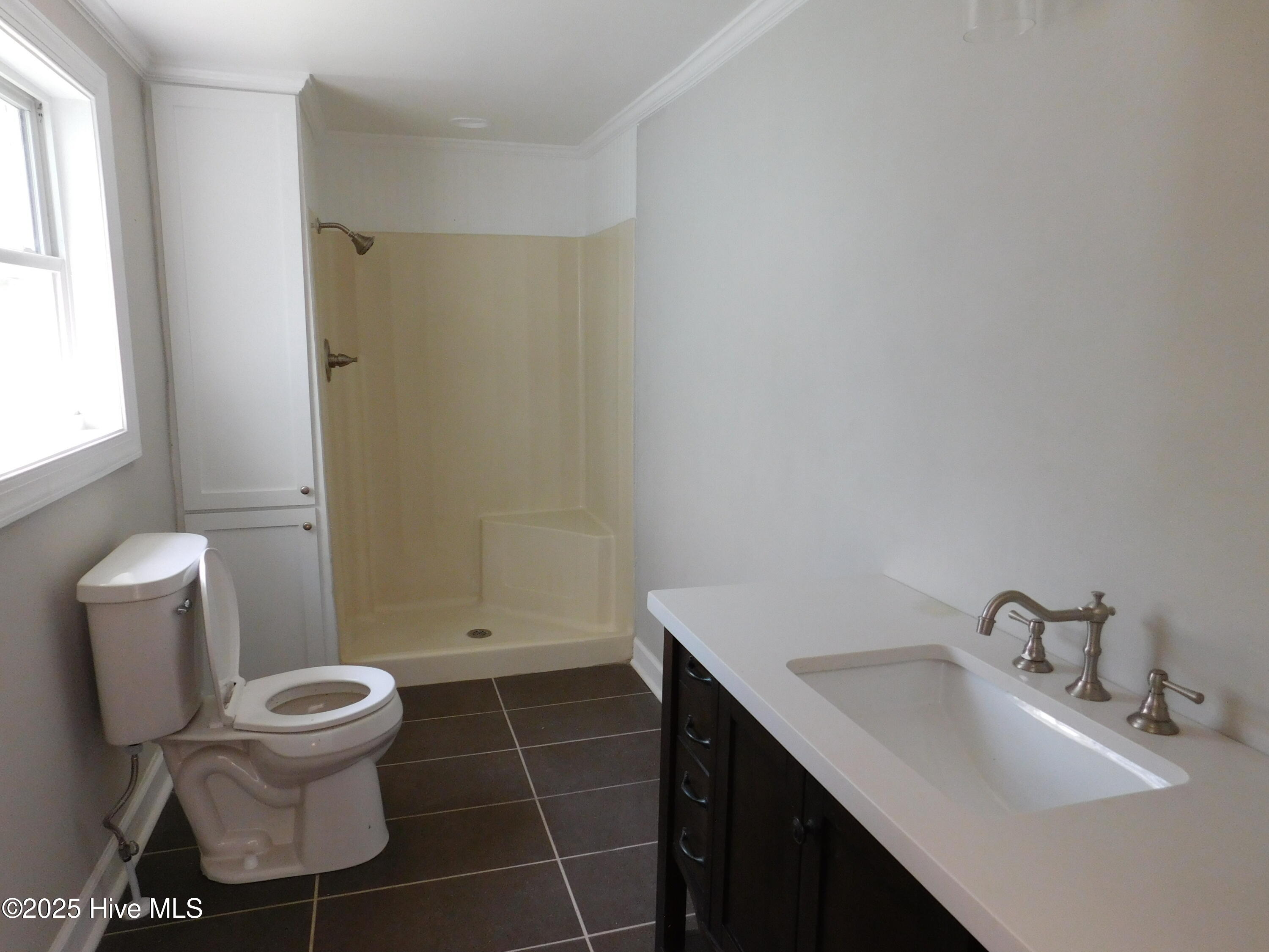 304 Avenue A Property Photo 35