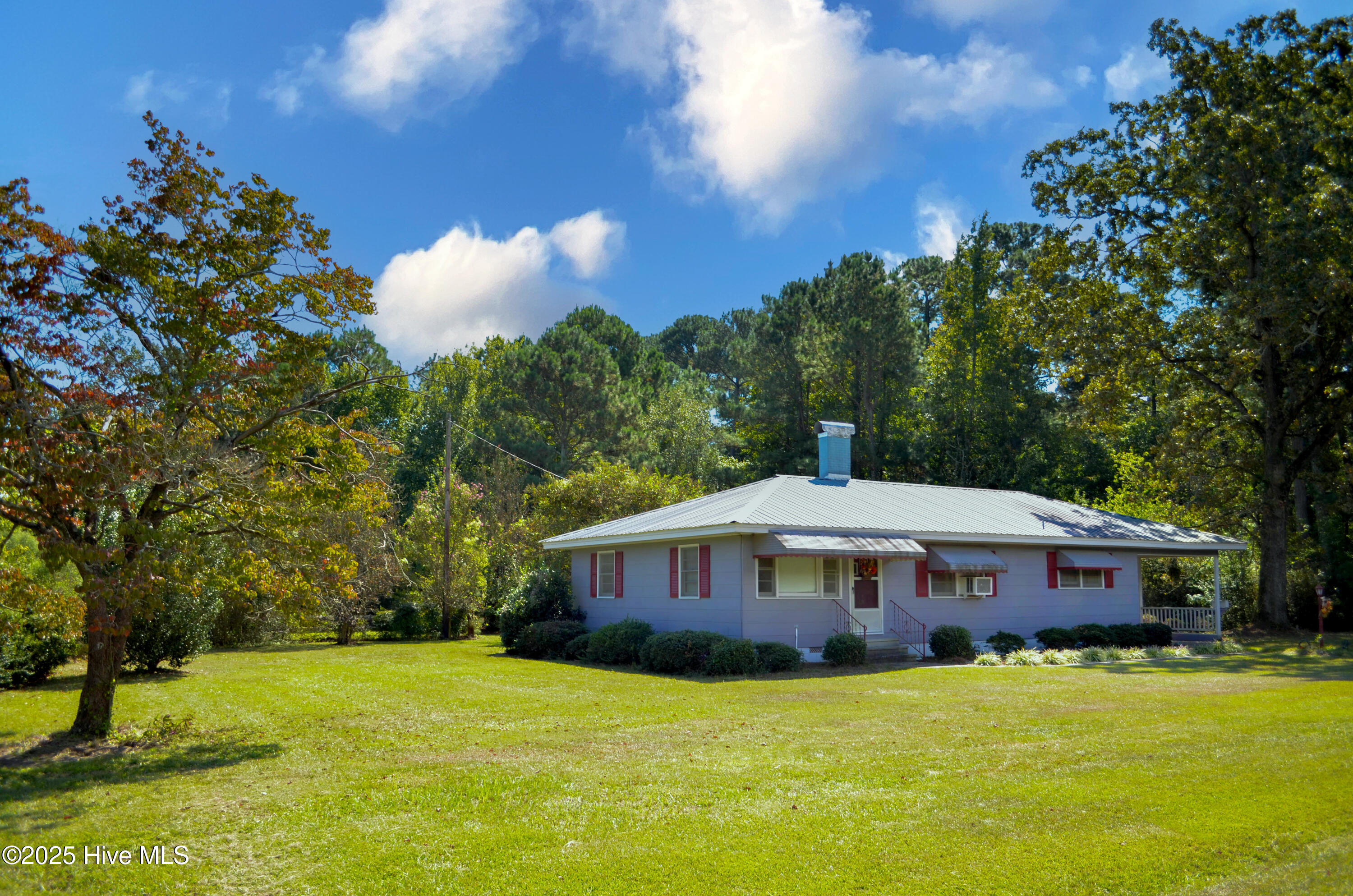 1249 Fann School Road Property Photo 3