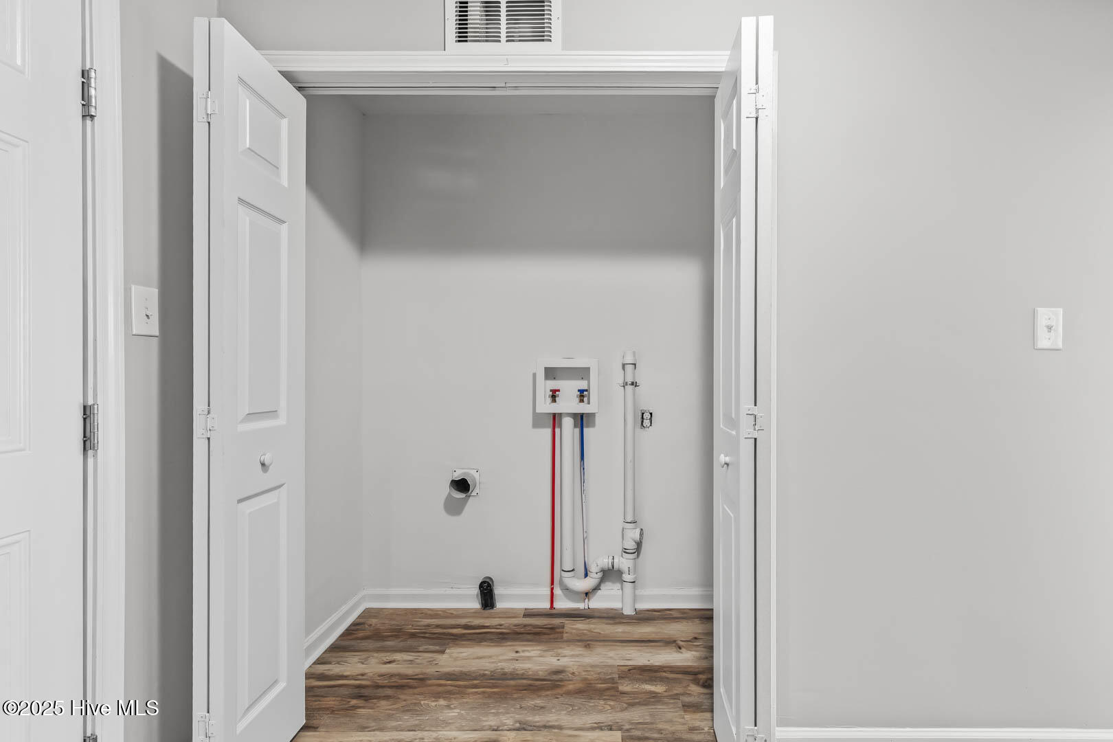 328-330 Starling Street Property Photo 12