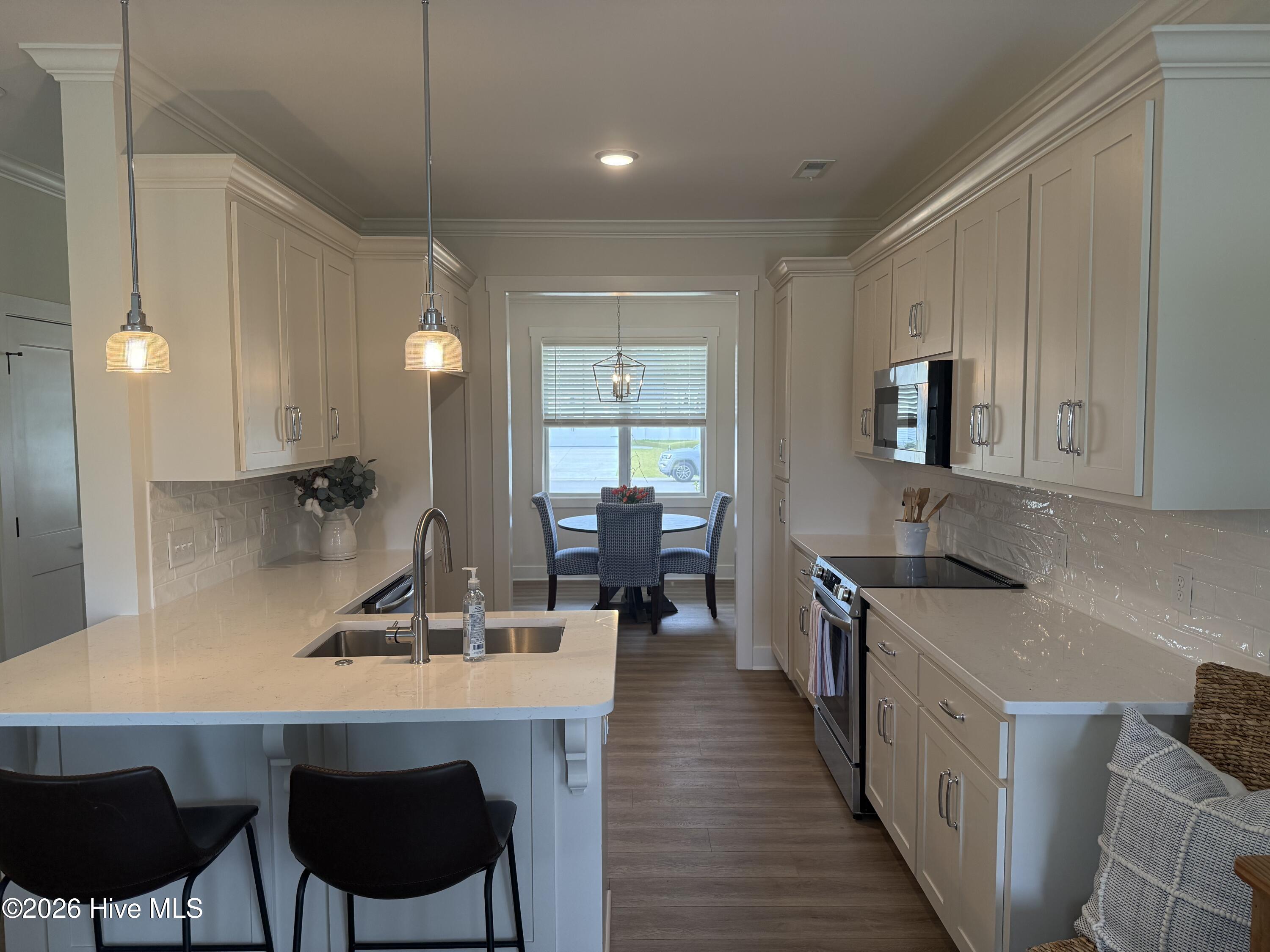 1021 Seven Iron Drive Property Photo 8