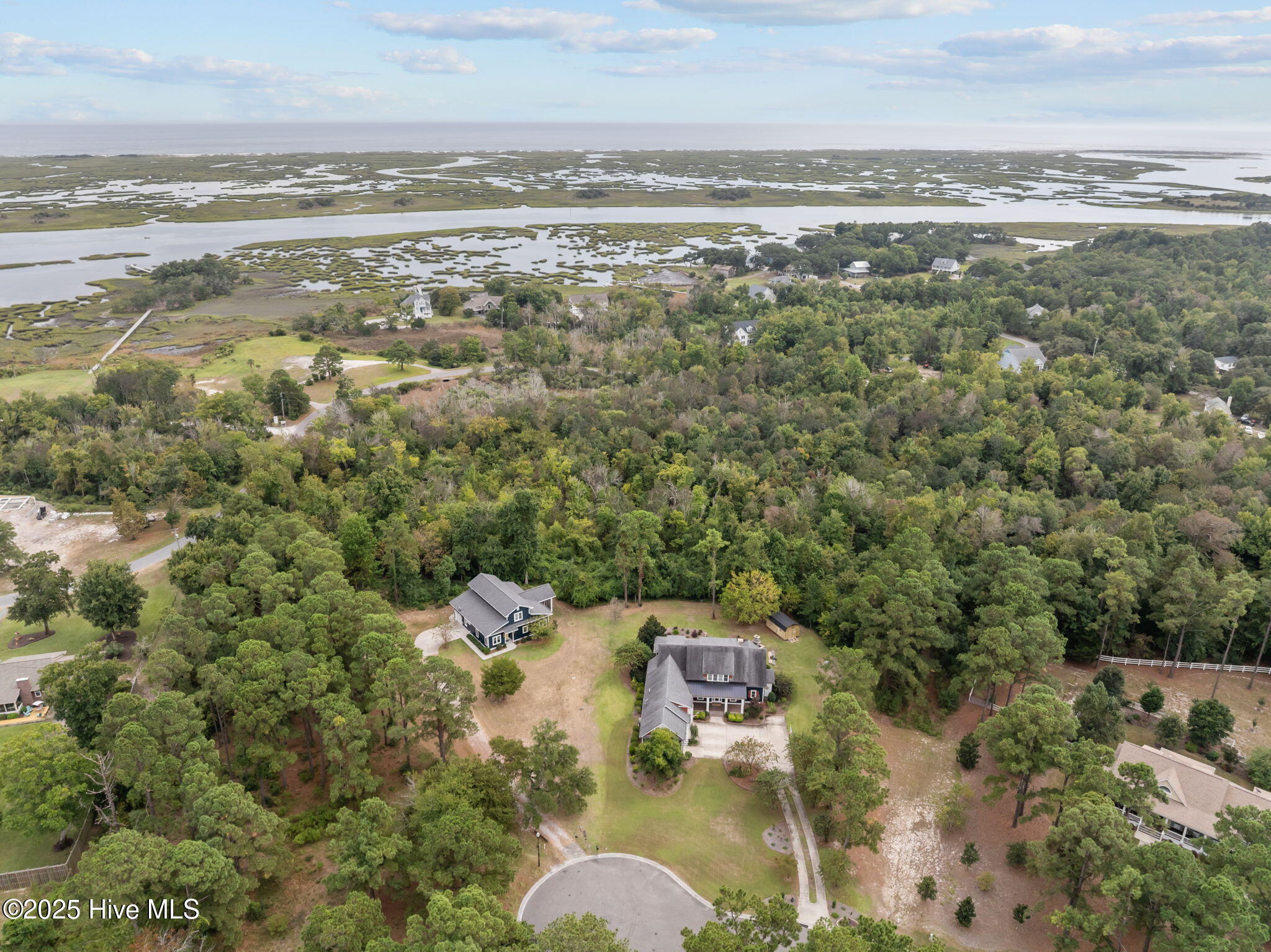 314 E Rolling Meadows Road Property Photo 17