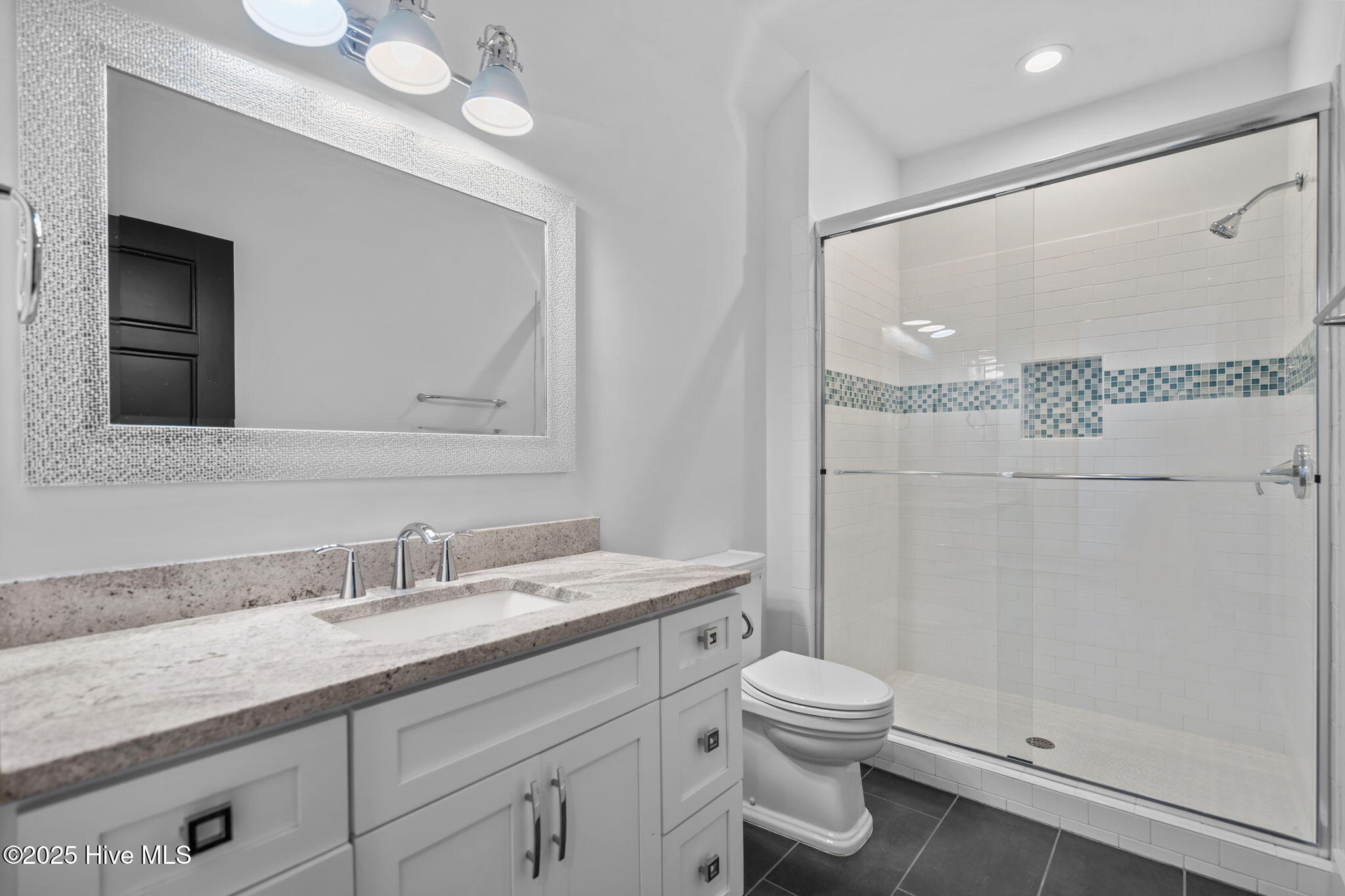 314 E Rolling Meadows Road Property Photo 60