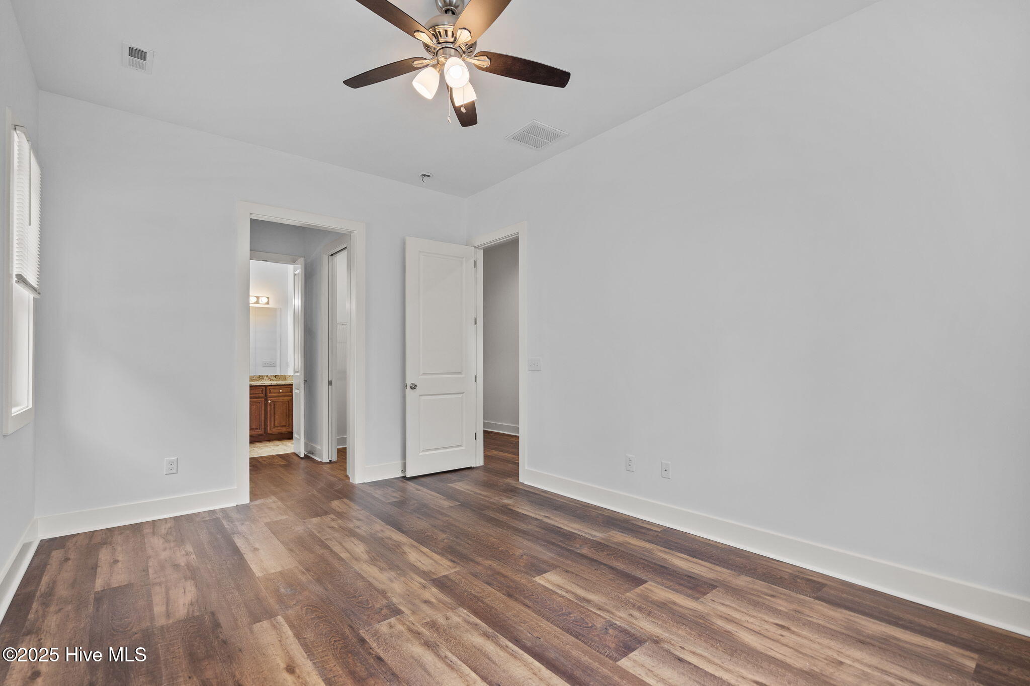 314 E Rolling Meadows Road Property Photo 118