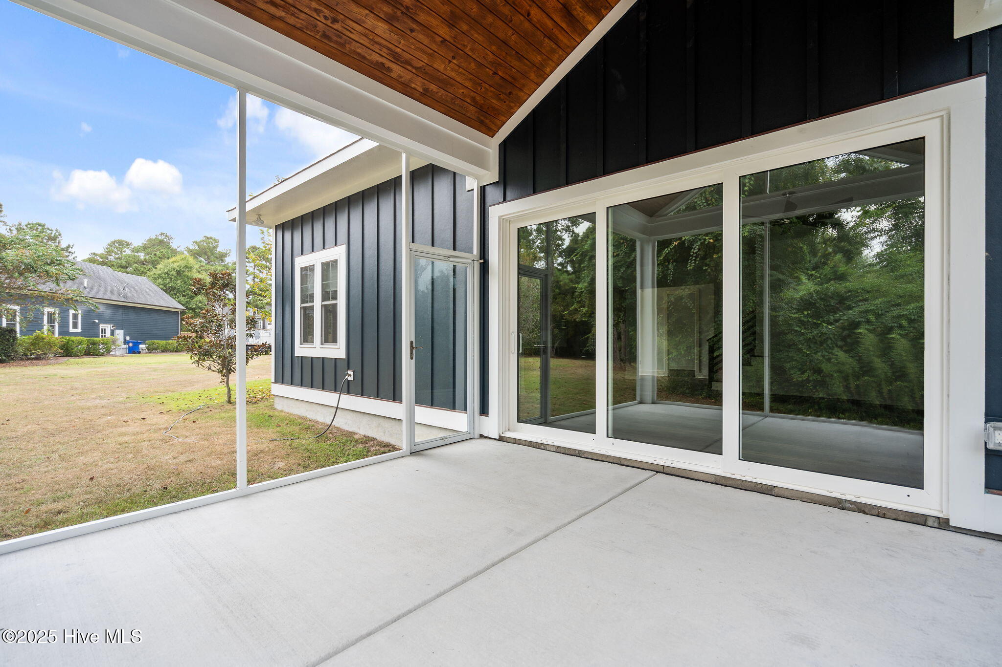 314 E Rolling Meadows Road Property Photo 127