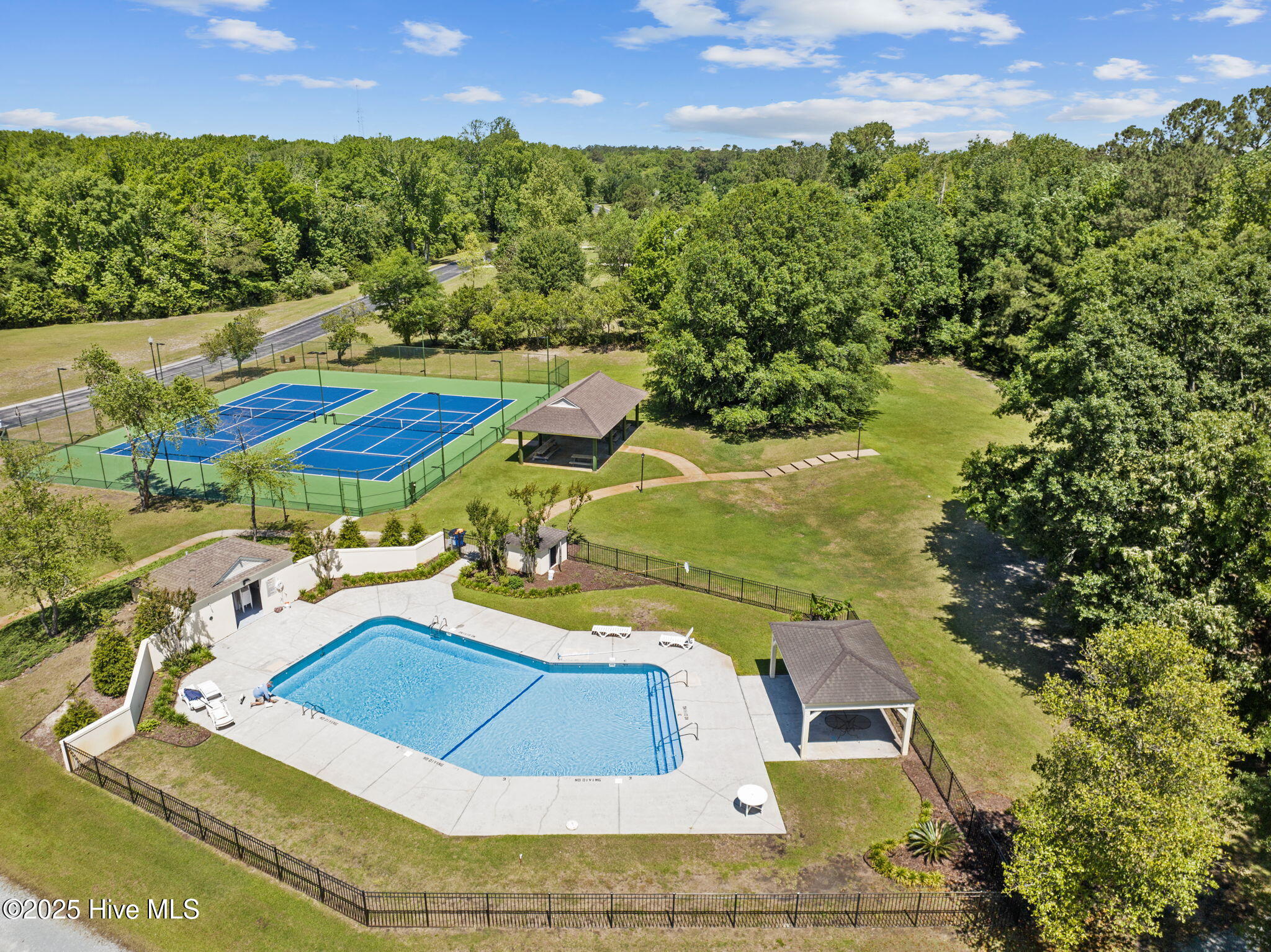 314 E Rolling Meadows Road Property Photo 136