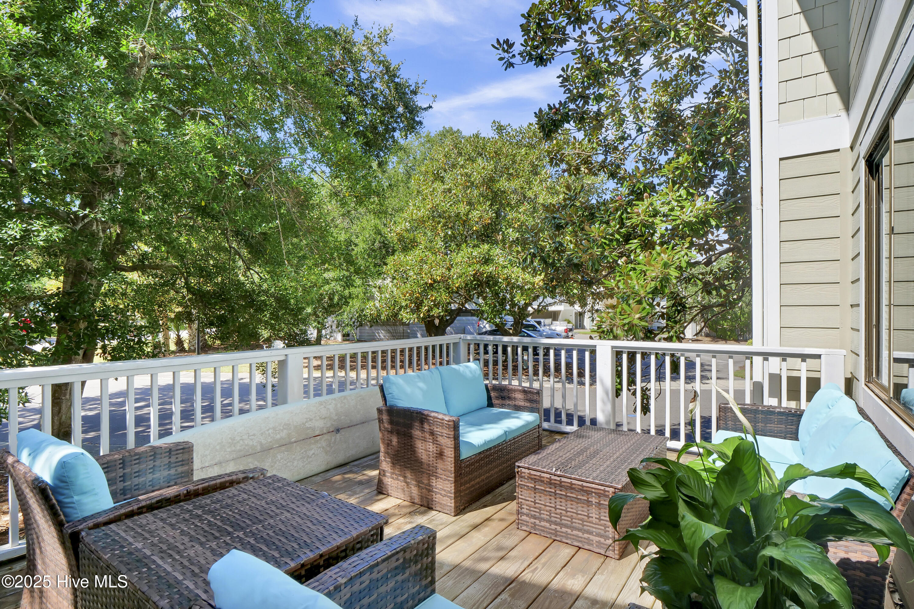 100 Driftwood Court Property Photo 1