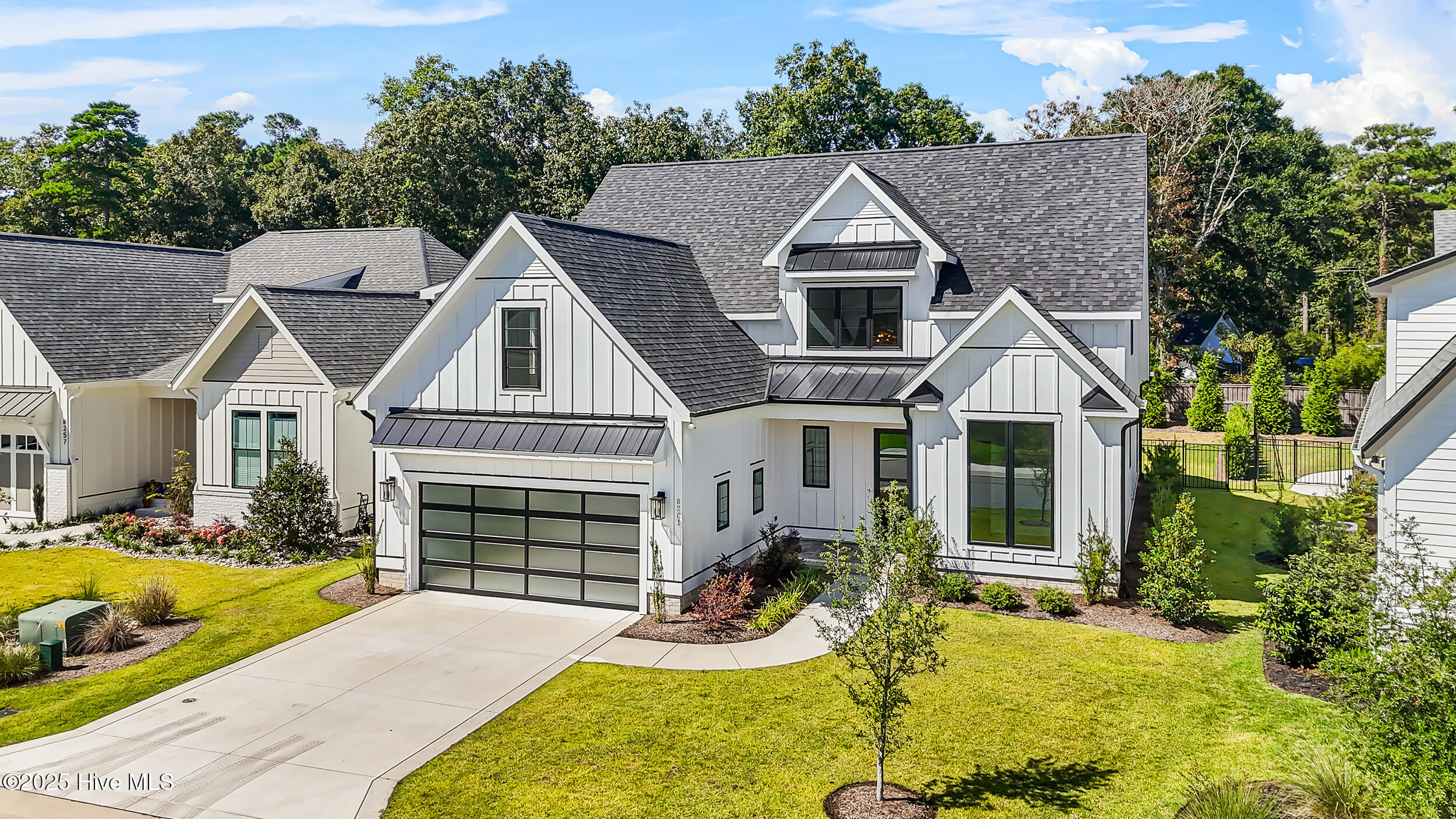 8261 Winding Creek Circle Property Photo 1